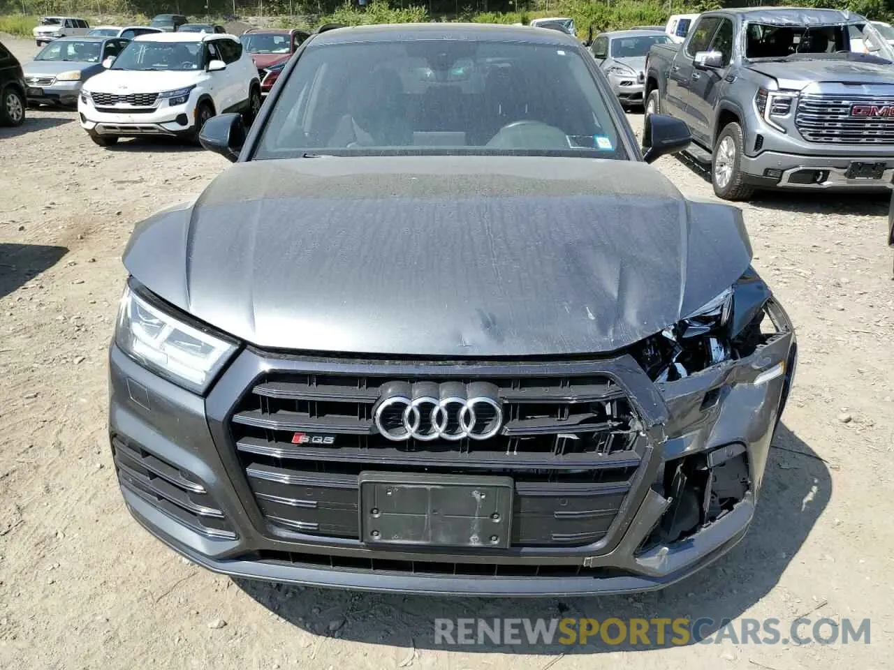 5 fotografías del automóvil dañado WA1B4AFY2K2029341 AUDI SQ5 2019