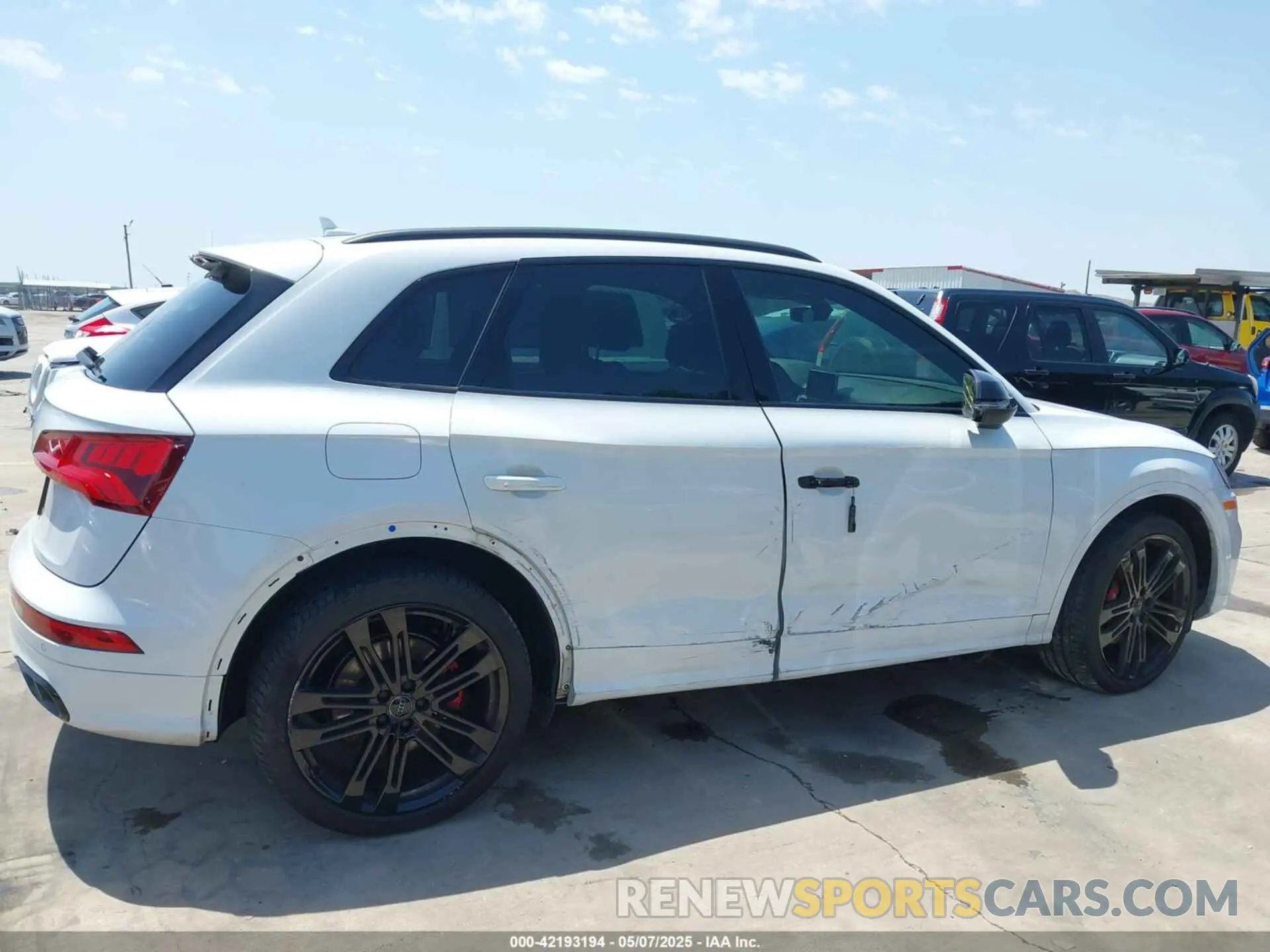 6 fotografías del automóvil dañado WA1B4AFY8K2107525 AUDI SQ5 2019