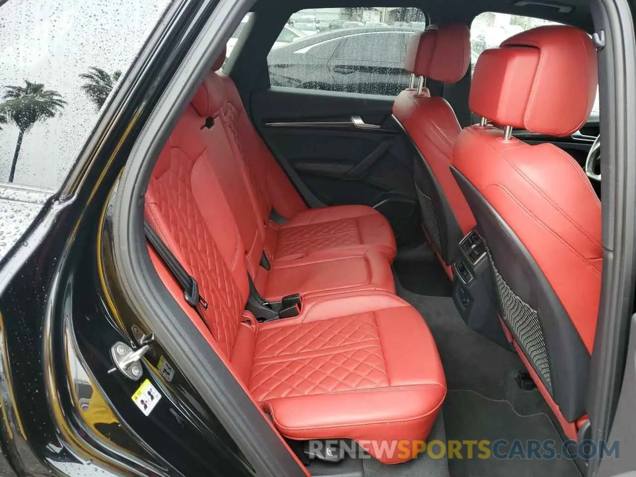 10 fotografías del automóvil dañado WA1C4AFY0K2041072 AUDI SQ5 2019