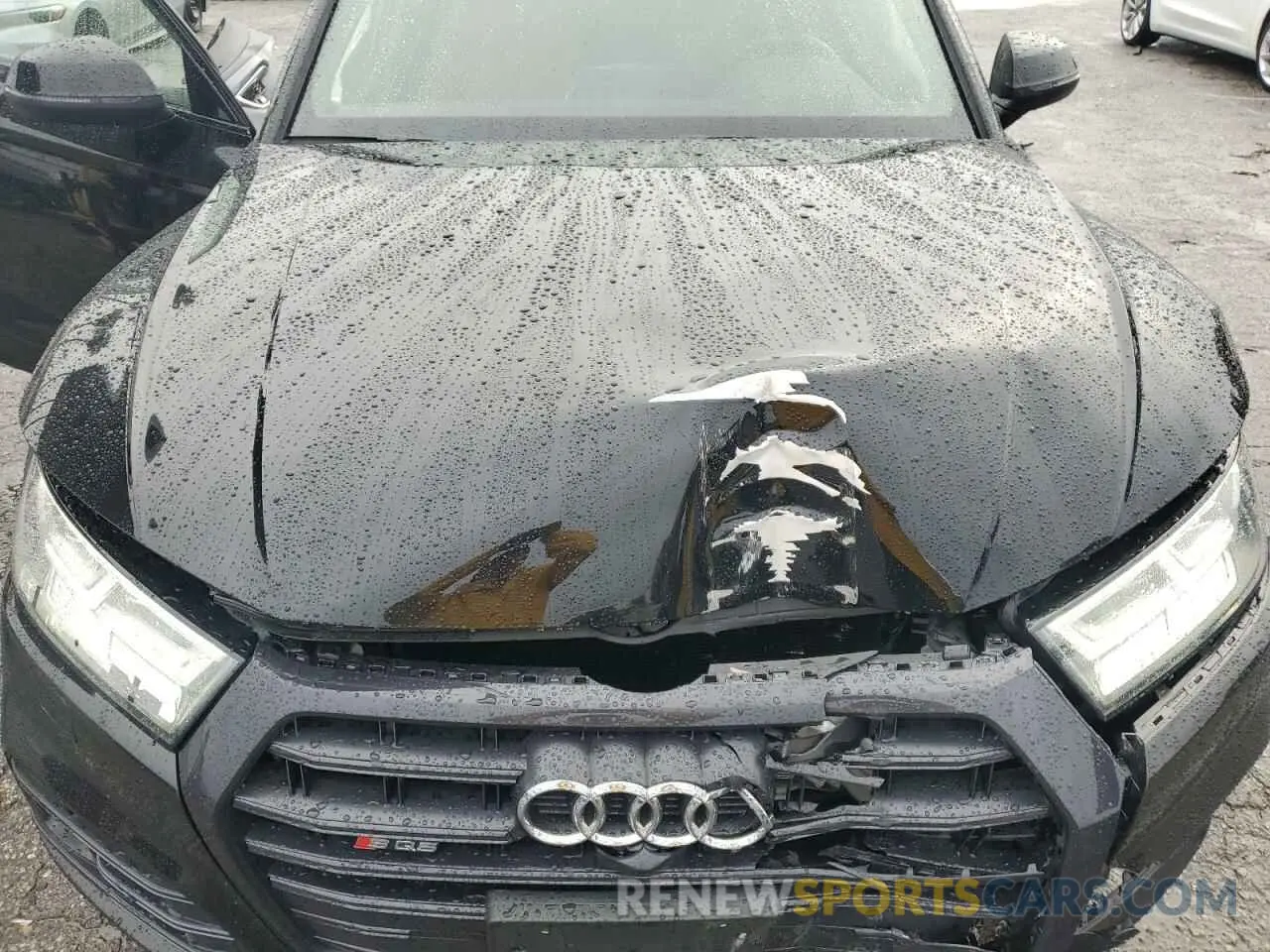 11 fotografías del automóvil dañado WA1C4AFY0K2041072 AUDI SQ5 2019