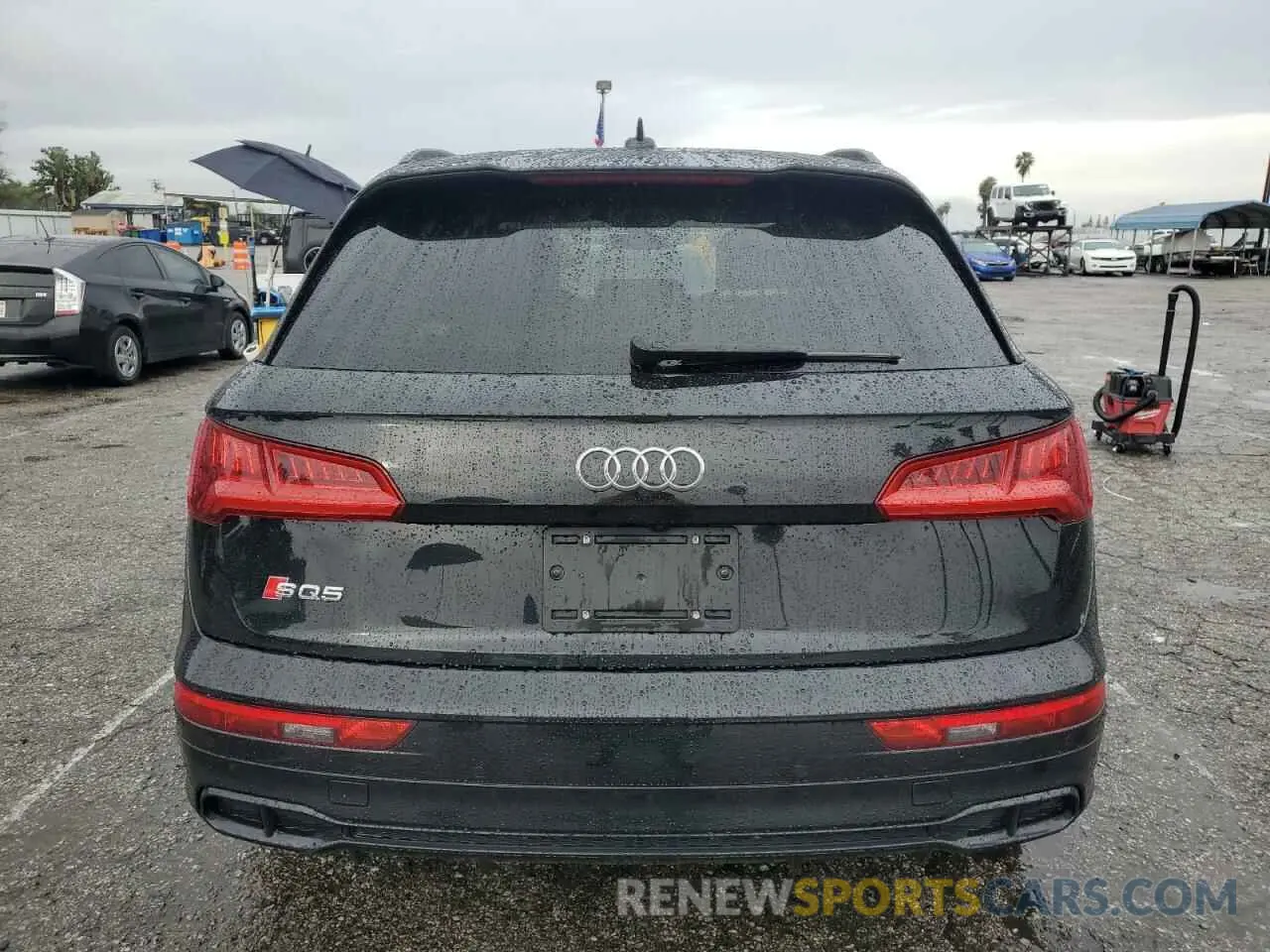6 fotografías del automóvil dañado WA1C4AFY0K2041072 AUDI SQ5 2019