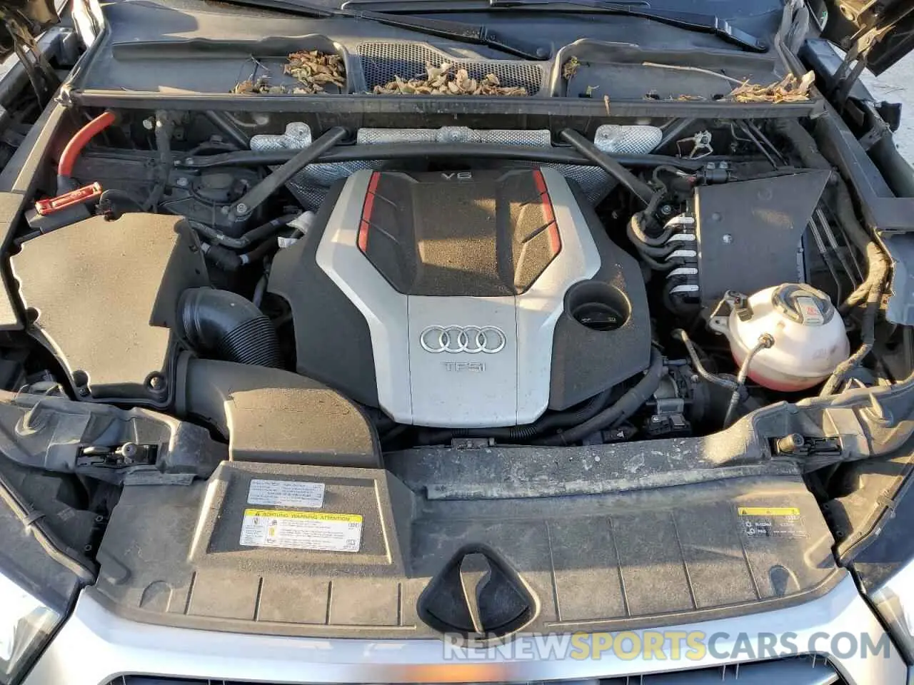 11 fotografías del automóvil dañado WA1C4AFY0K2068966 AUDI SQ5 2019