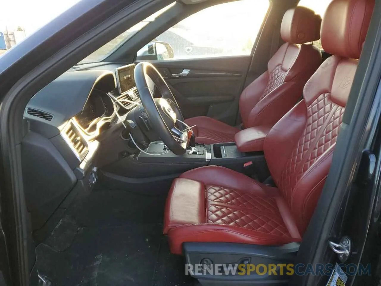 7 fotografías del automóvil dañado WA1C4AFY0K2068966 AUDI SQ5 2019
