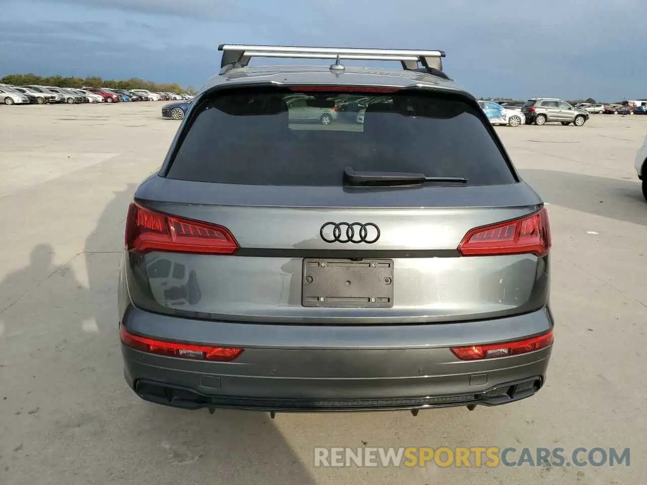 6 fotografías del automóvil dañado WA1C4AFY1K2088255 AUDI SQ5 2019