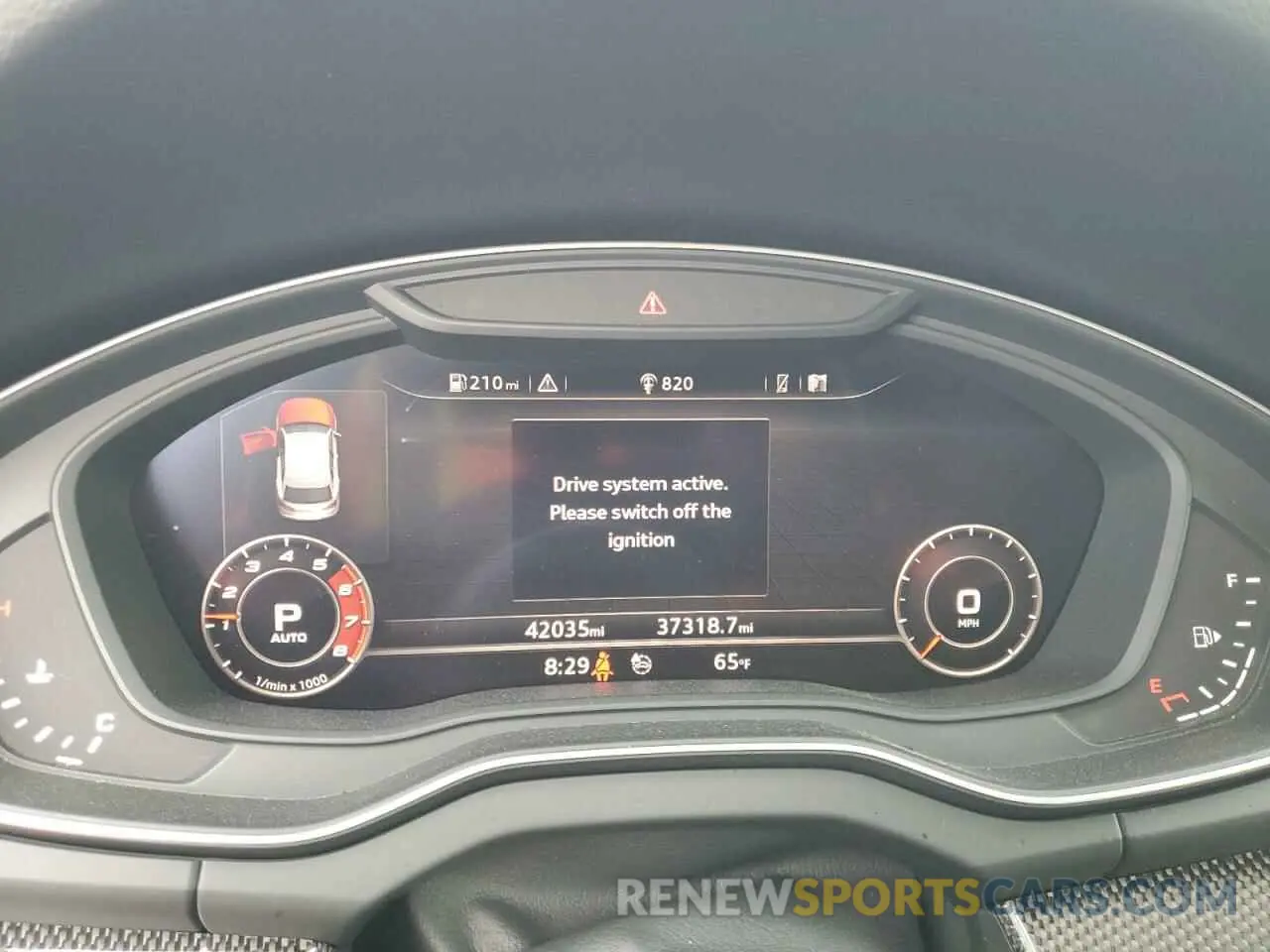 9 fotografías del automóvil dañado WA1C4AFY1K2088255 AUDI SQ5 2019