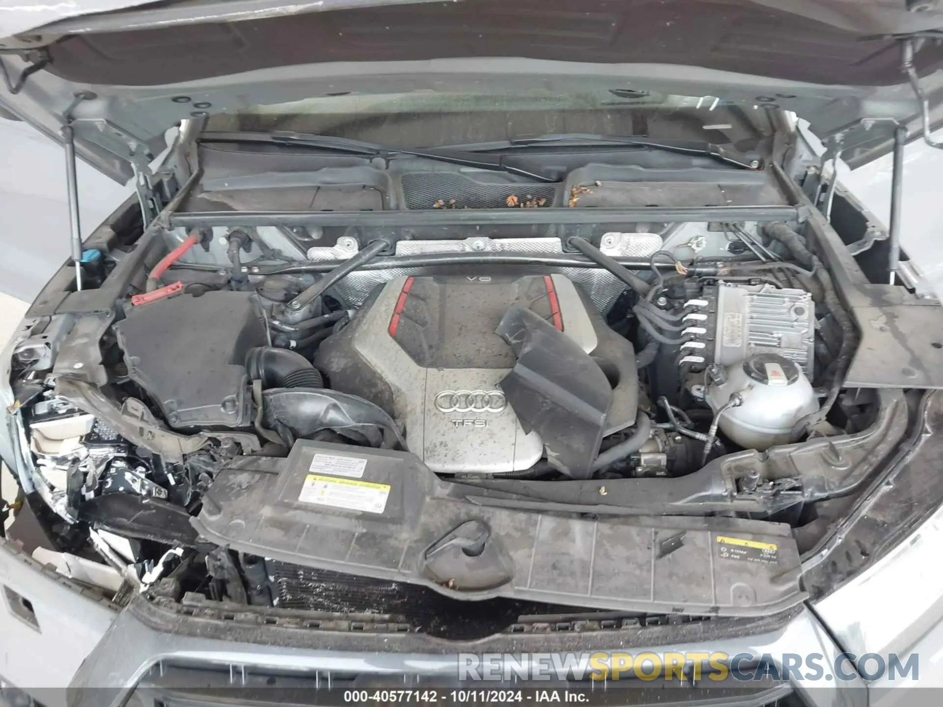 10 fotografías del automóvil dañado WA1C4AFY2K2005545 AUDI SQ5 2019