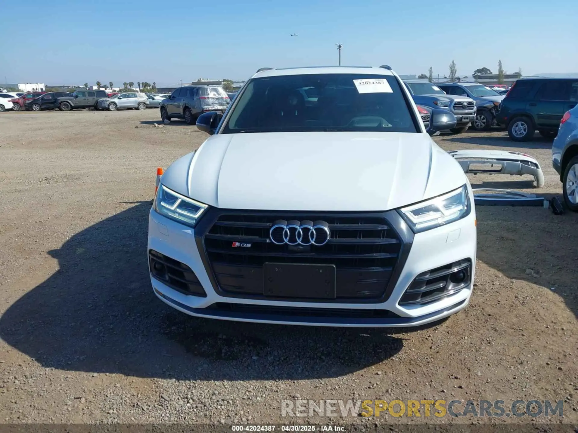 13 fotografías del automóvil dañado WA1C4AFY4K2131017 AUDI SQ5 2019