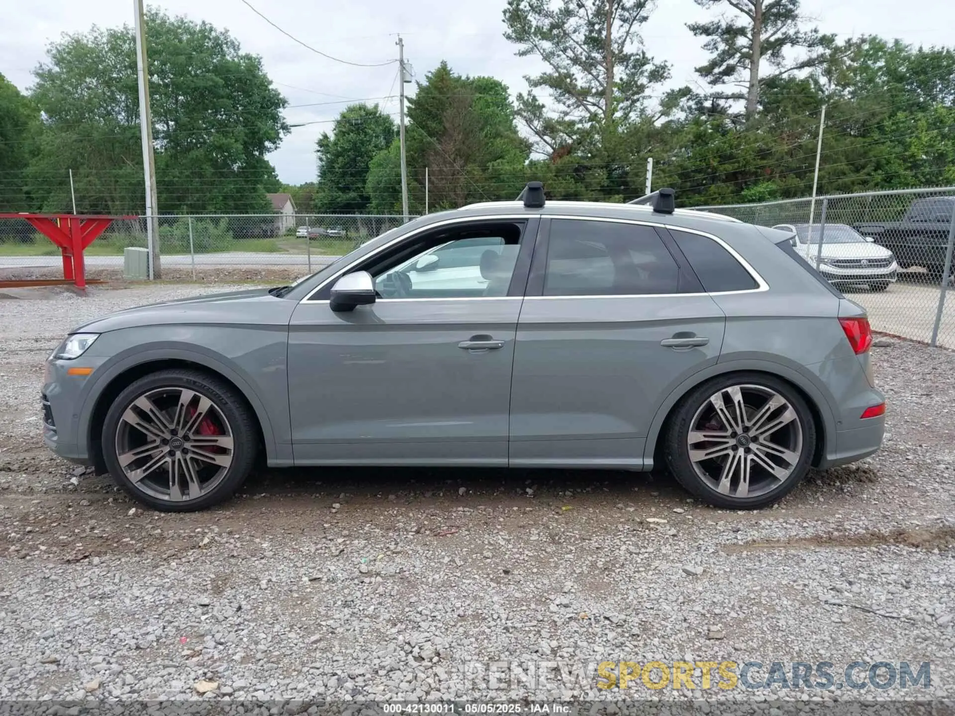 14 fotografías del automóvil dañado WA1C4AFY8K2012905 AUDI SQ5 2019