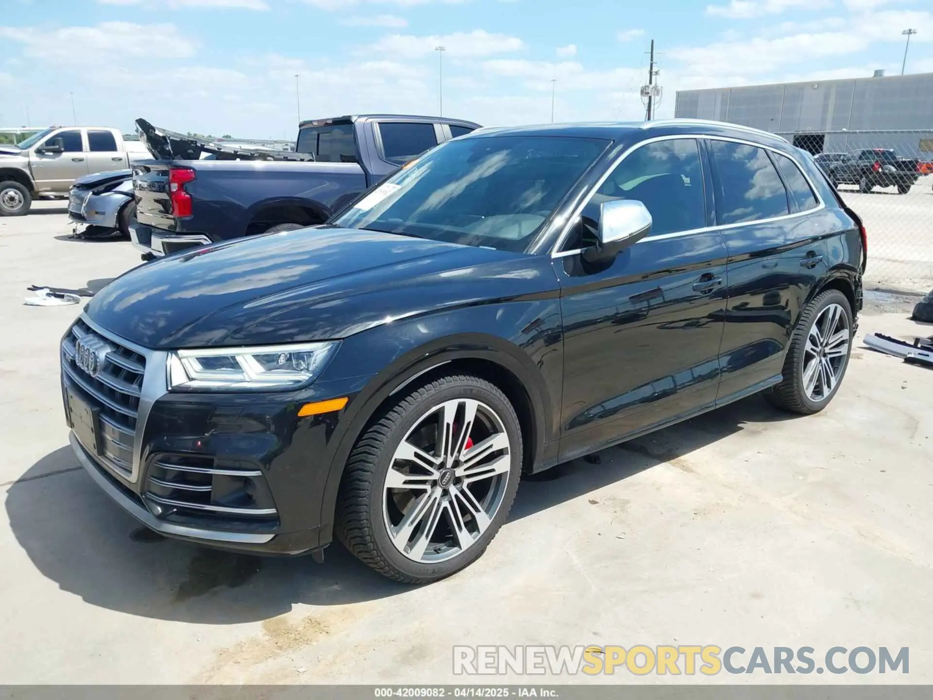 2 fotografías del automóvil dañado WA1B4AFY0L2059116 AUDI SQ5 2020