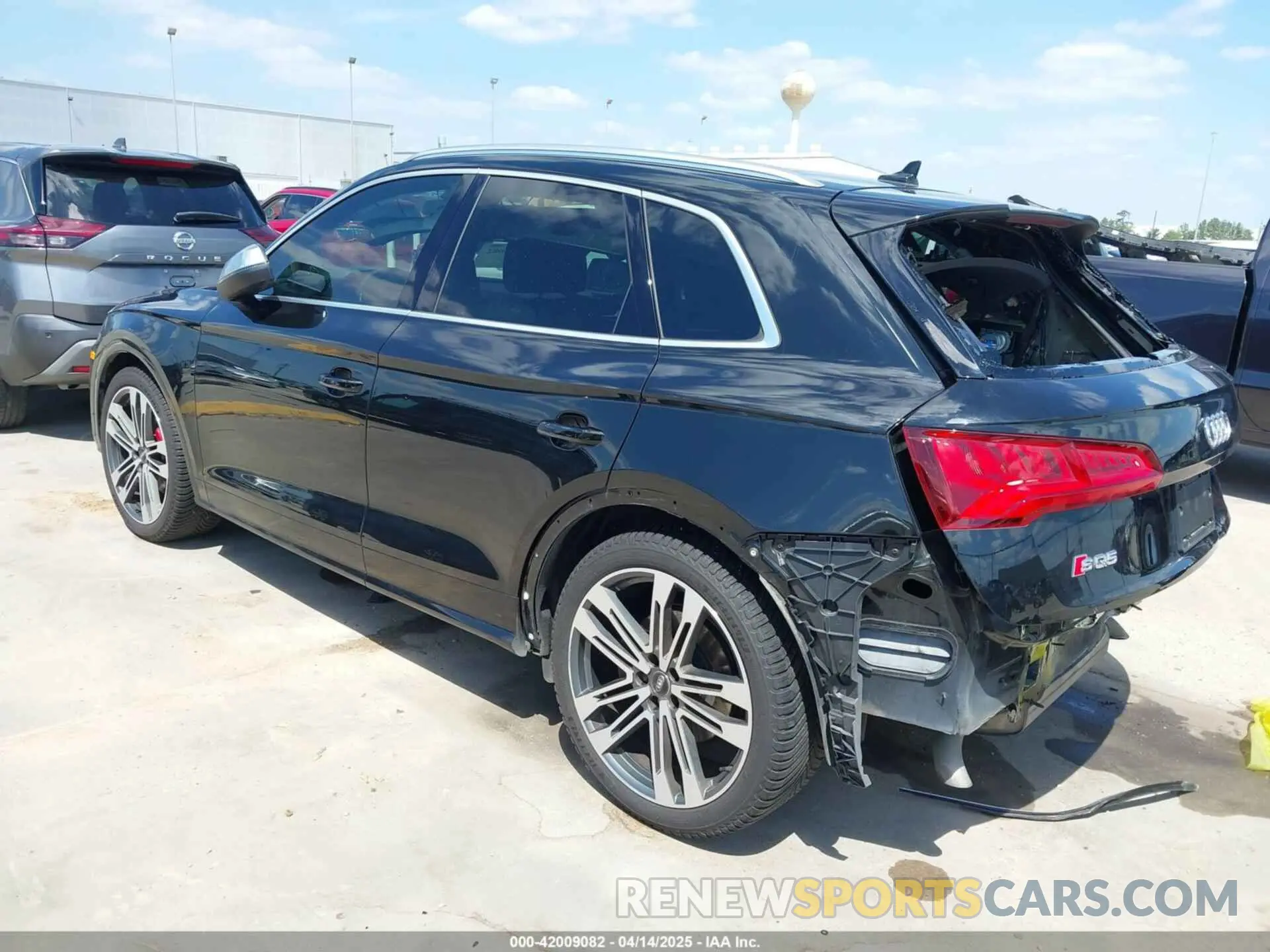 3 fotografías del automóvil dañado WA1B4AFY0L2059116 AUDI SQ5 2020