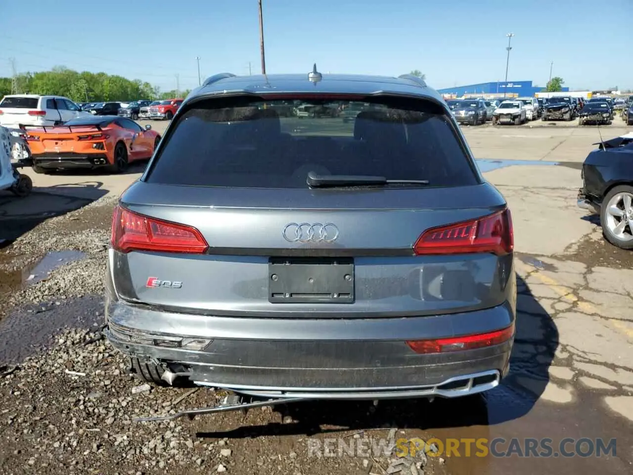 6 fotografías del automóvil dañado WA1B4AFY0L2123400 AUDI SQ5 2020