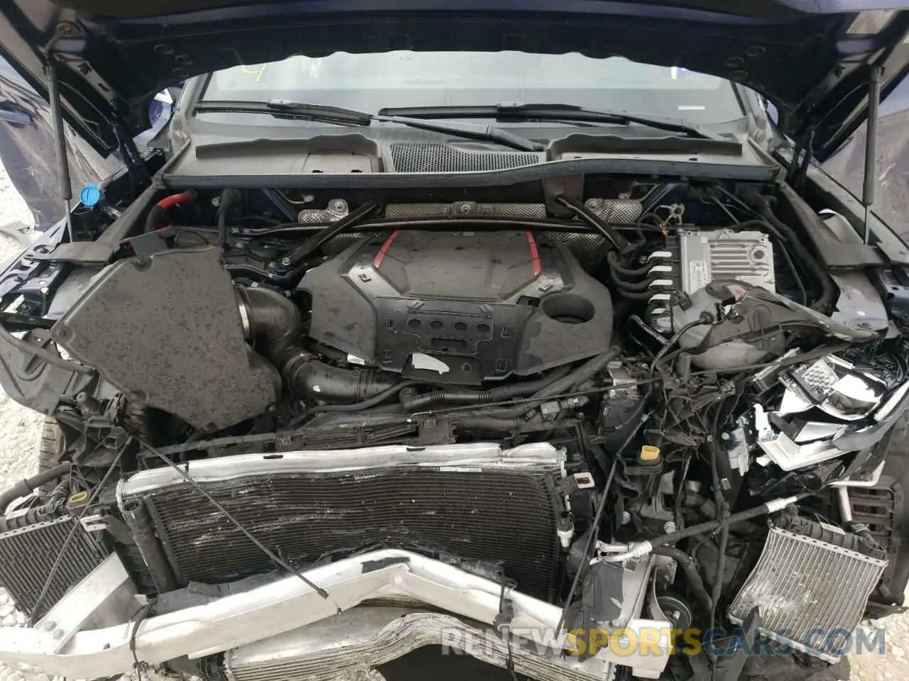 7 fotografías del automóvil dañado WA1B4AFY2L2106873 AUDI SQ5 2020
