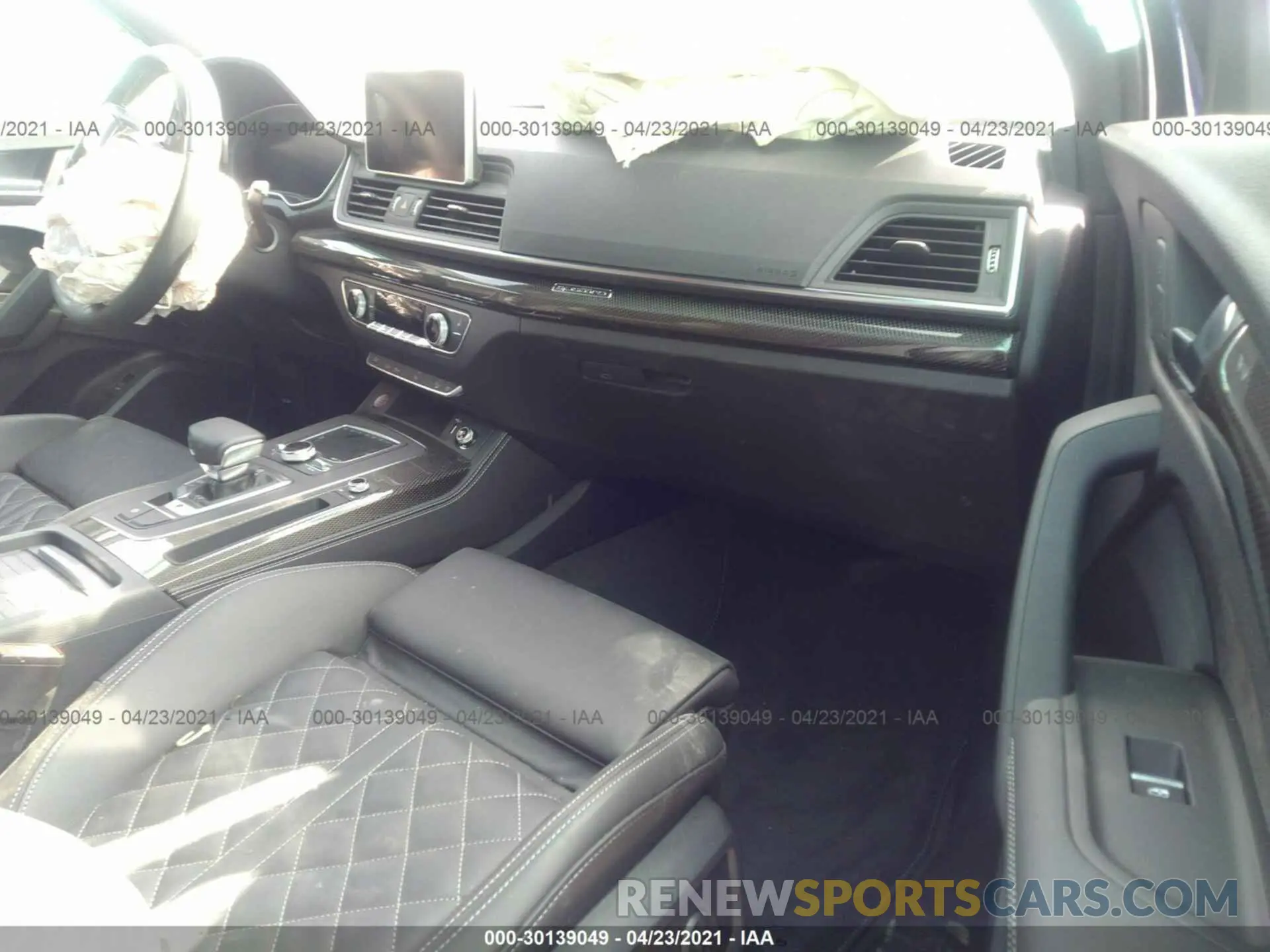 5 fotografías del automóvil dañado WA1B4AFY4L2063394 AUDI SQ5 2020