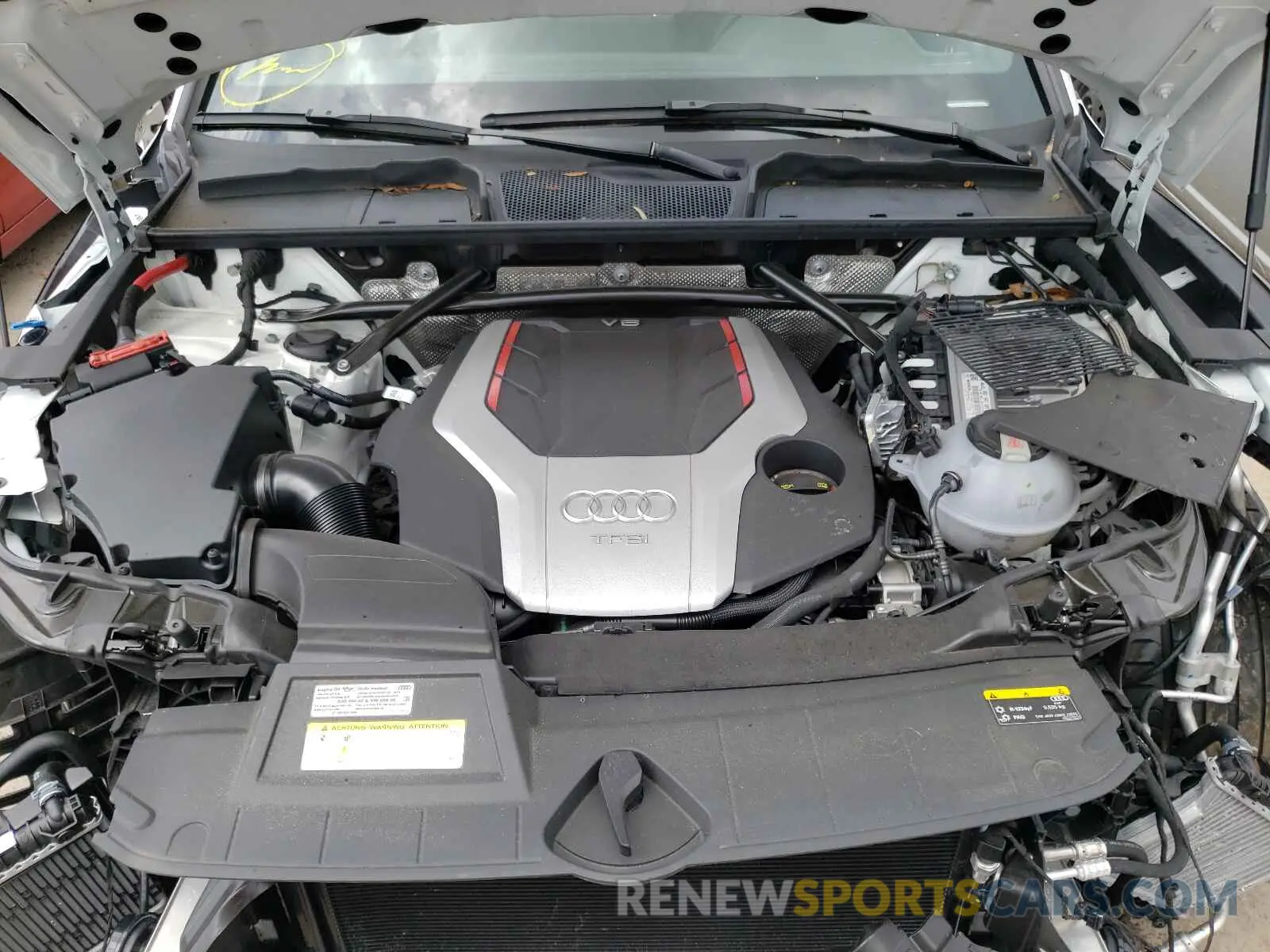 7 fotografías del automóvil dañado WA1B4AFY6L2068743 AUDI SQ5 2020