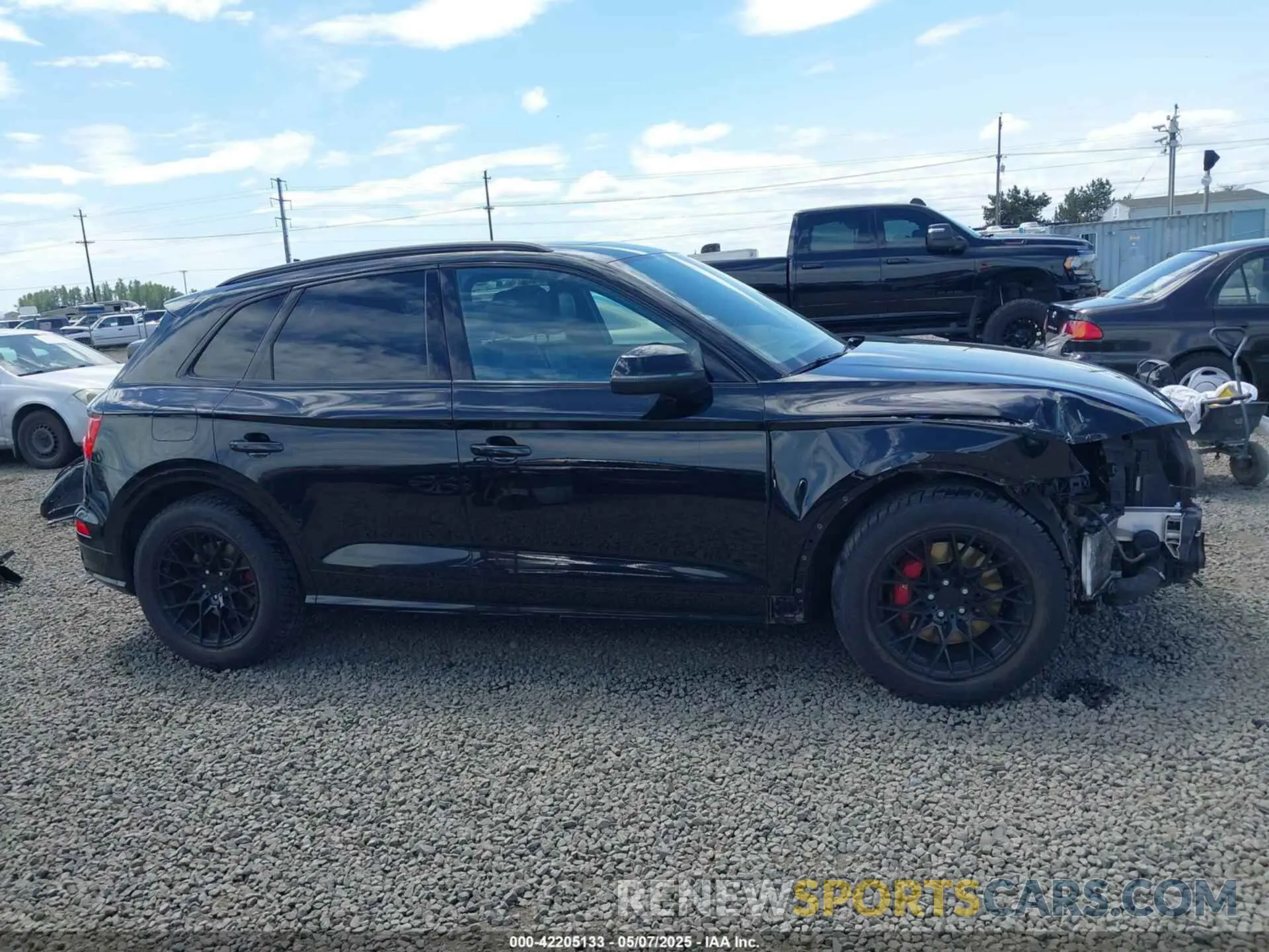 14 fotografías del automóvil dañado WA1B4AFY8L2040006 AUDI SQ5 2020