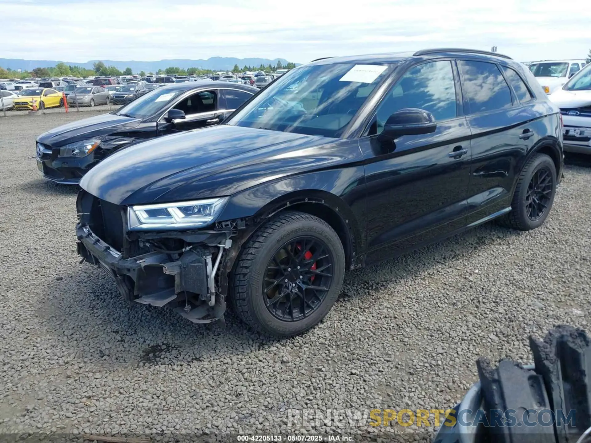 2 fotografías del automóvil dañado WA1B4AFY8L2040006 AUDI SQ5 2020
