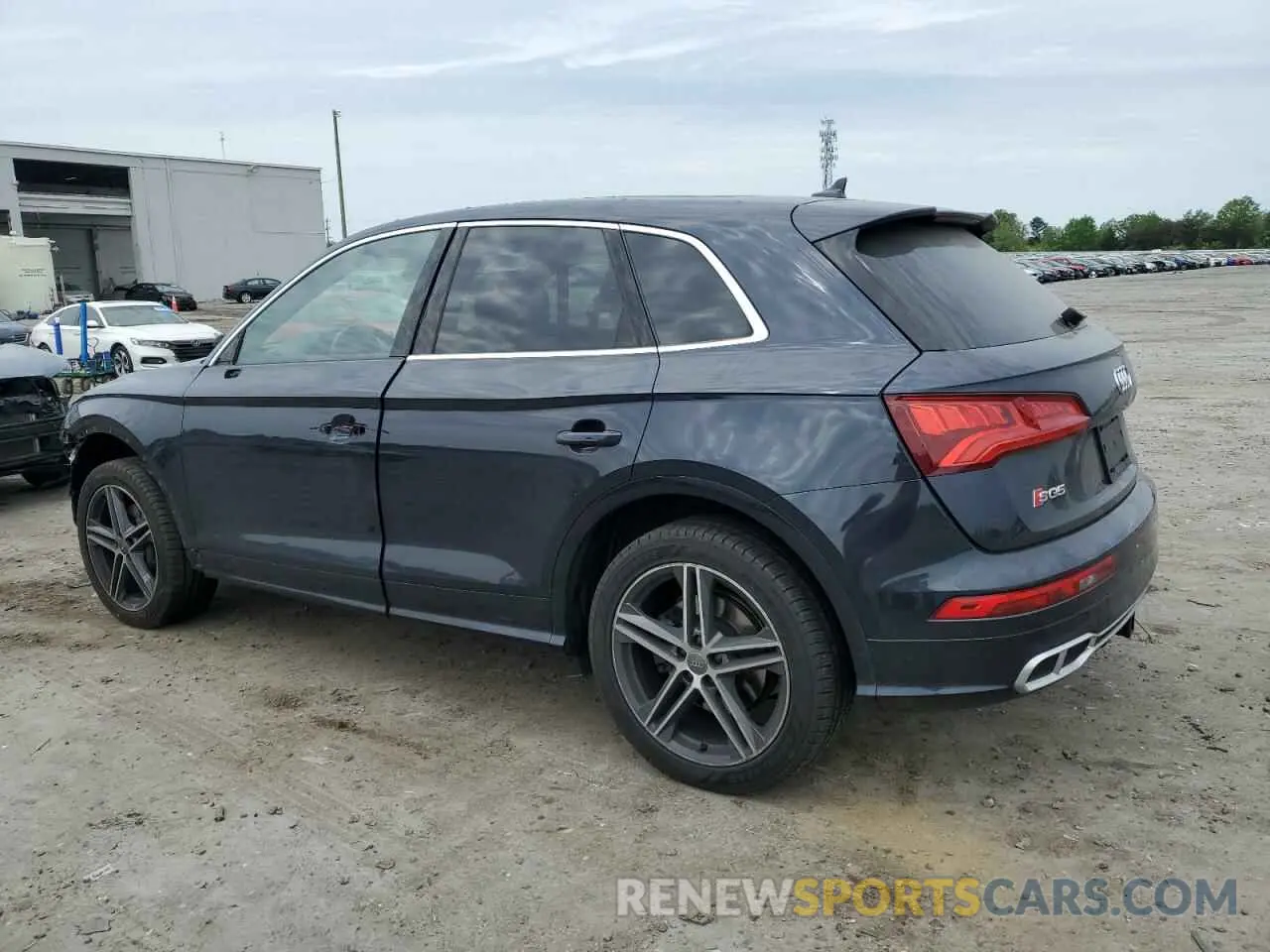 2 fotografías del automóvil dañado WA1B4BFYXL2002721 AUDI SQ5 2020