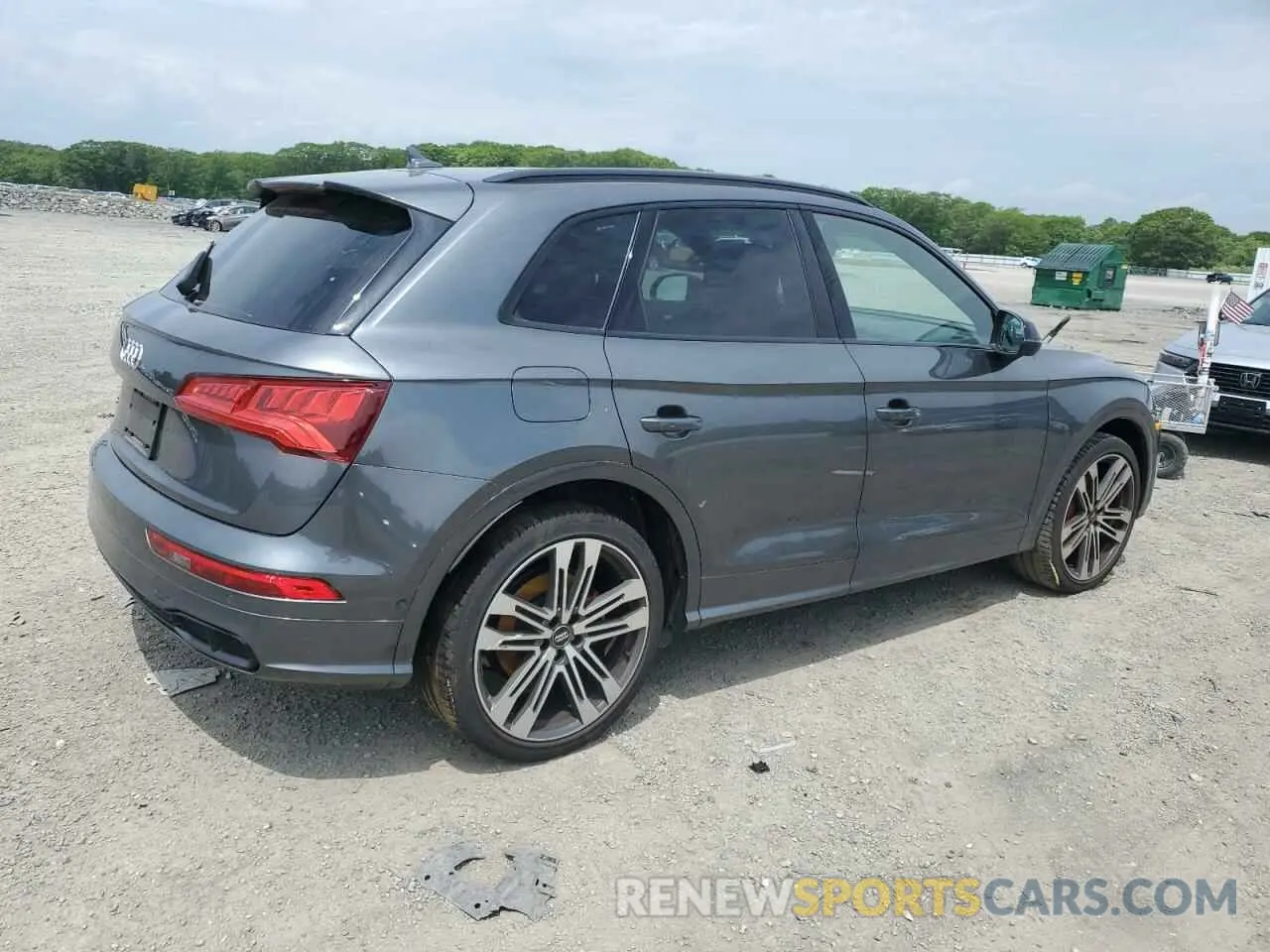 3 fotografías del automóvil dañado WA1C4AFY7L2105643 AUDI SQ5 2020