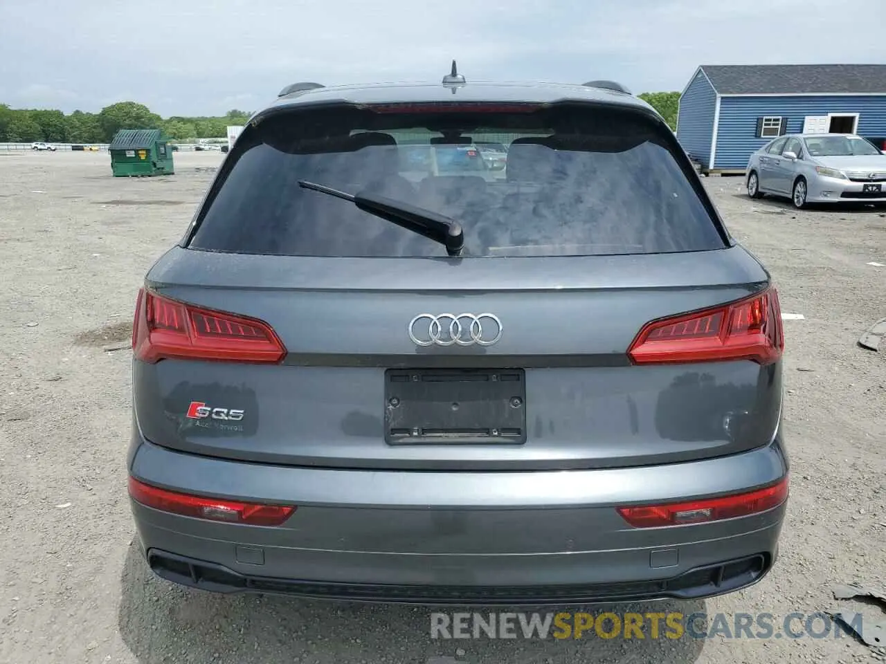 6 fotografías del automóvil dañado WA1C4AFY7L2105643 AUDI SQ5 2020