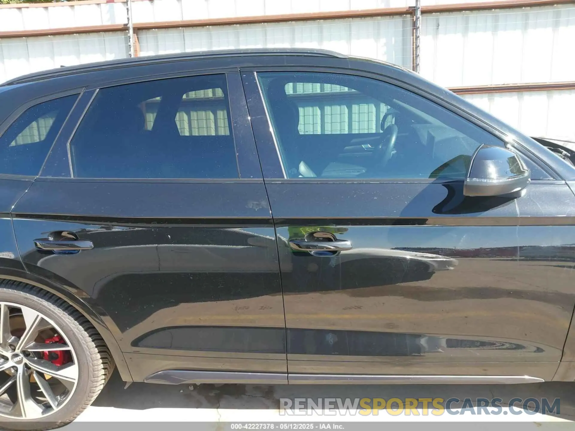 13 fotografías del automóvil dañado WA1B4AFY1M2001646 AUDI SQ5 2021