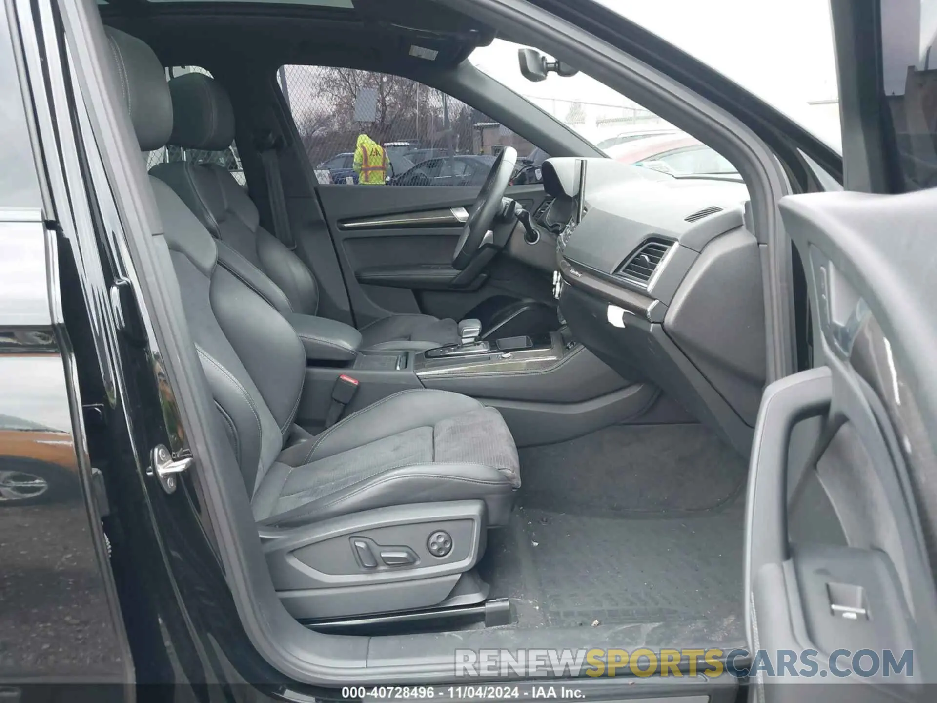 5 fotografías del automóvil dañado WA1B4AFY2M2096640 AUDI SQ5 2021