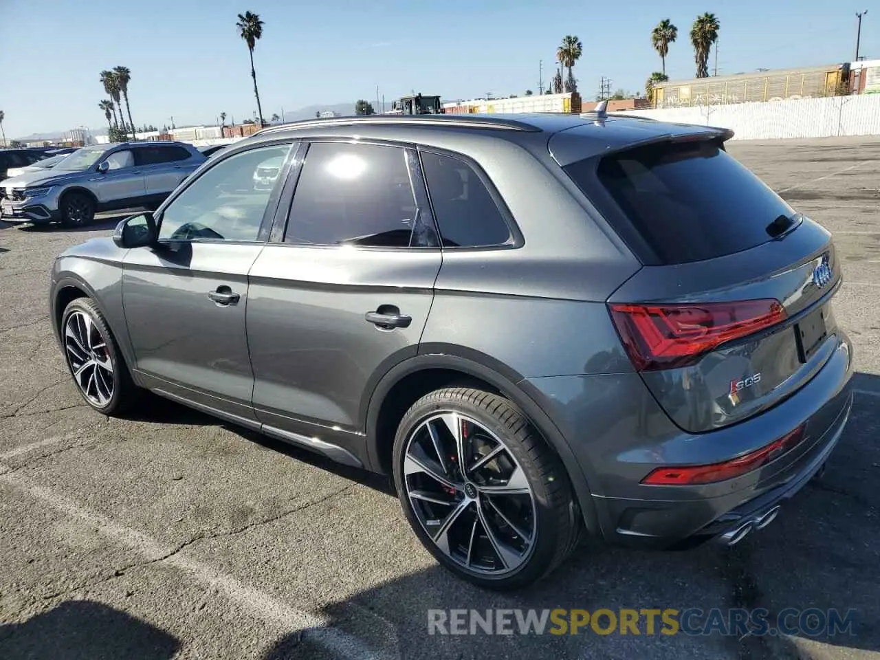 2 fotografías del automóvil dañado WA1B4AFY5M2027098 AUDI SQ5 2021