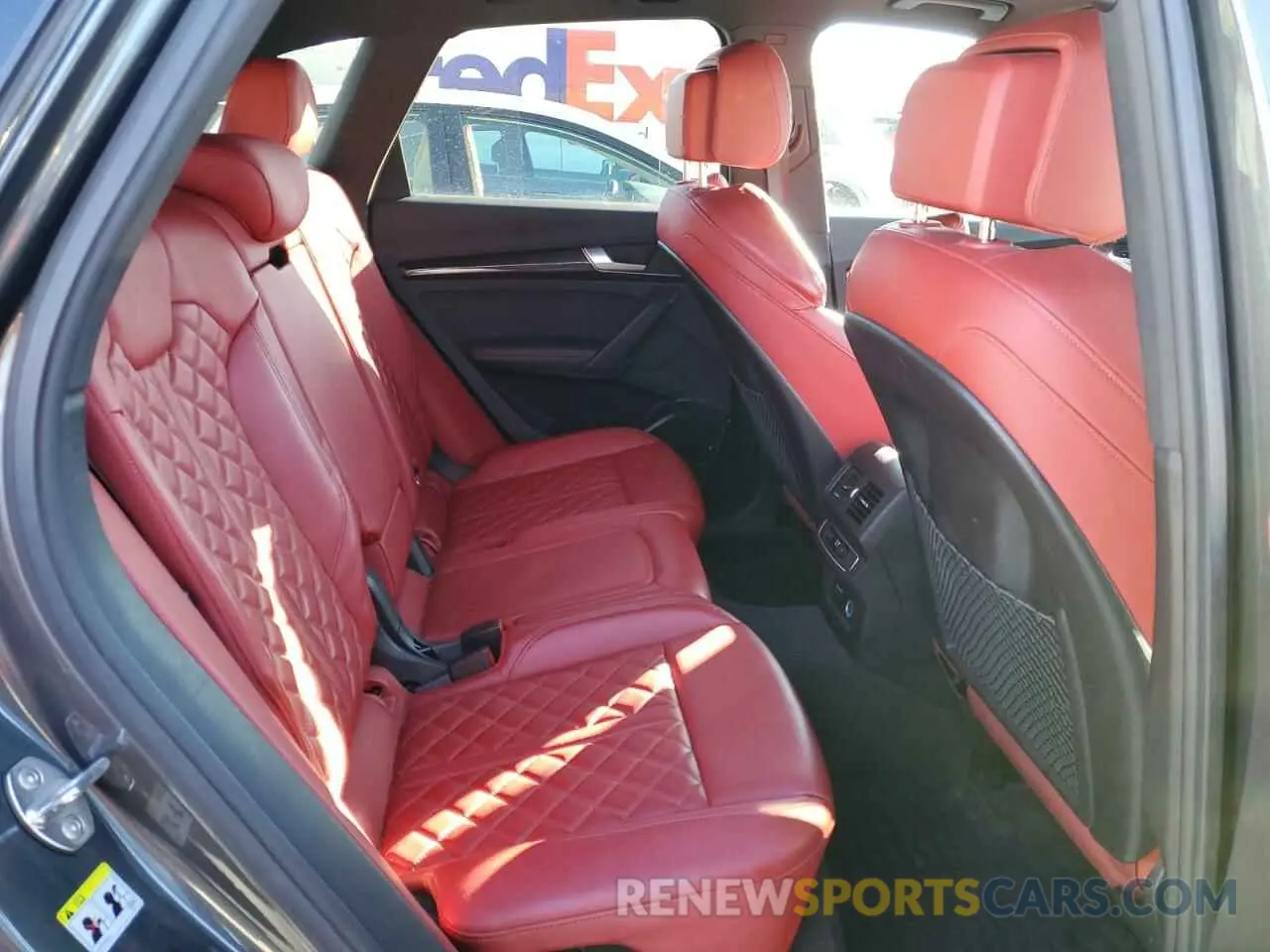 11 fotografías del automóvil dañado WA1B4AFY8M2053906 AUDI SQ5 2021