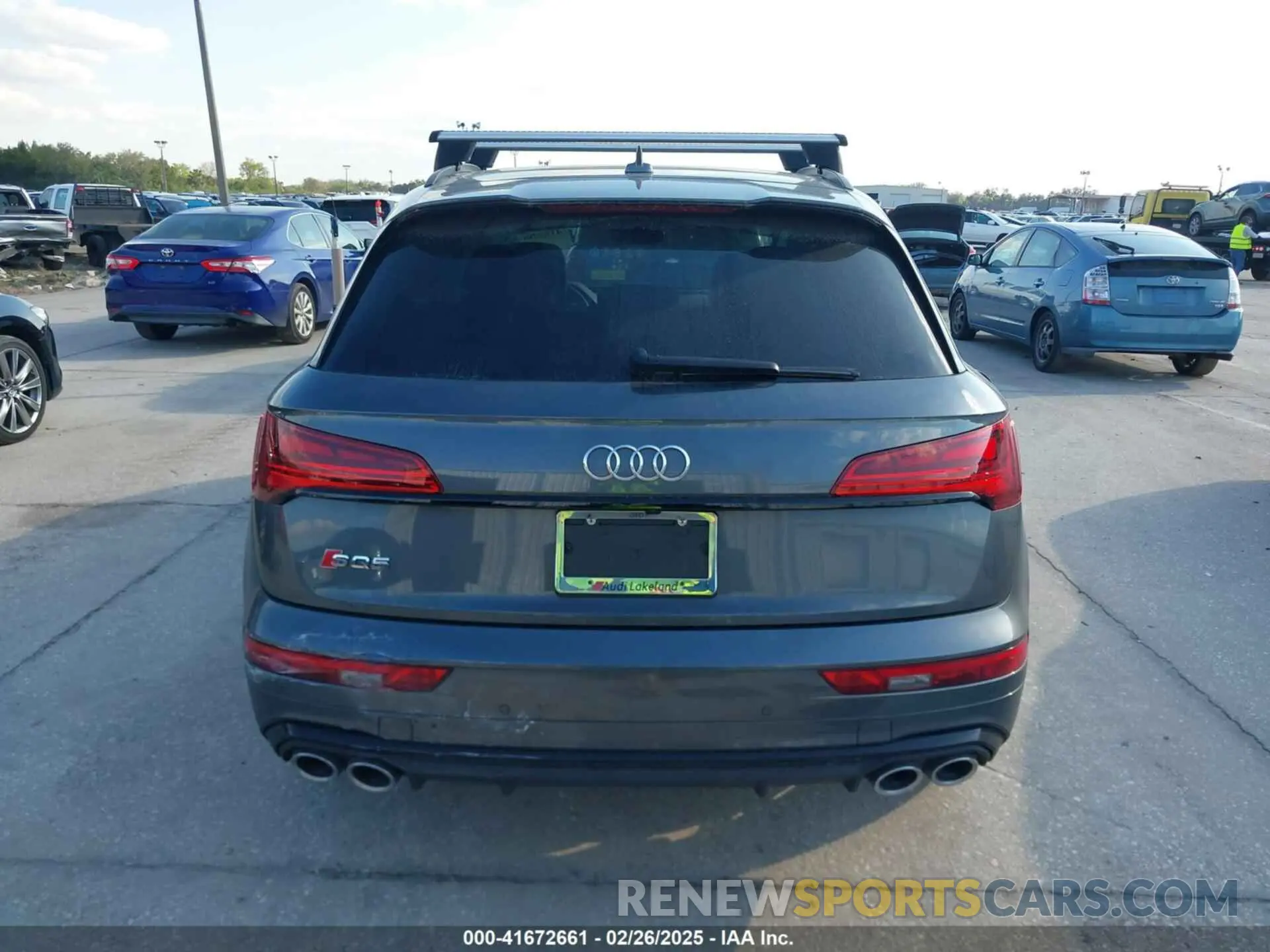 16 fotografías del automóvil dañado WA1B4AFYXM2018610 AUDI SQ5 2021