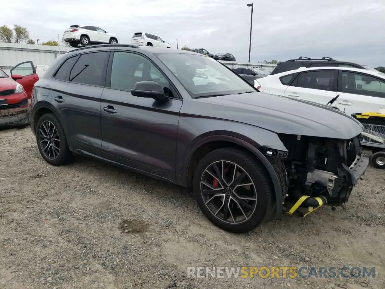 4 fotografías del automóvil dañado WA1B4AFYXM2139721 AUDI SQ5 2021