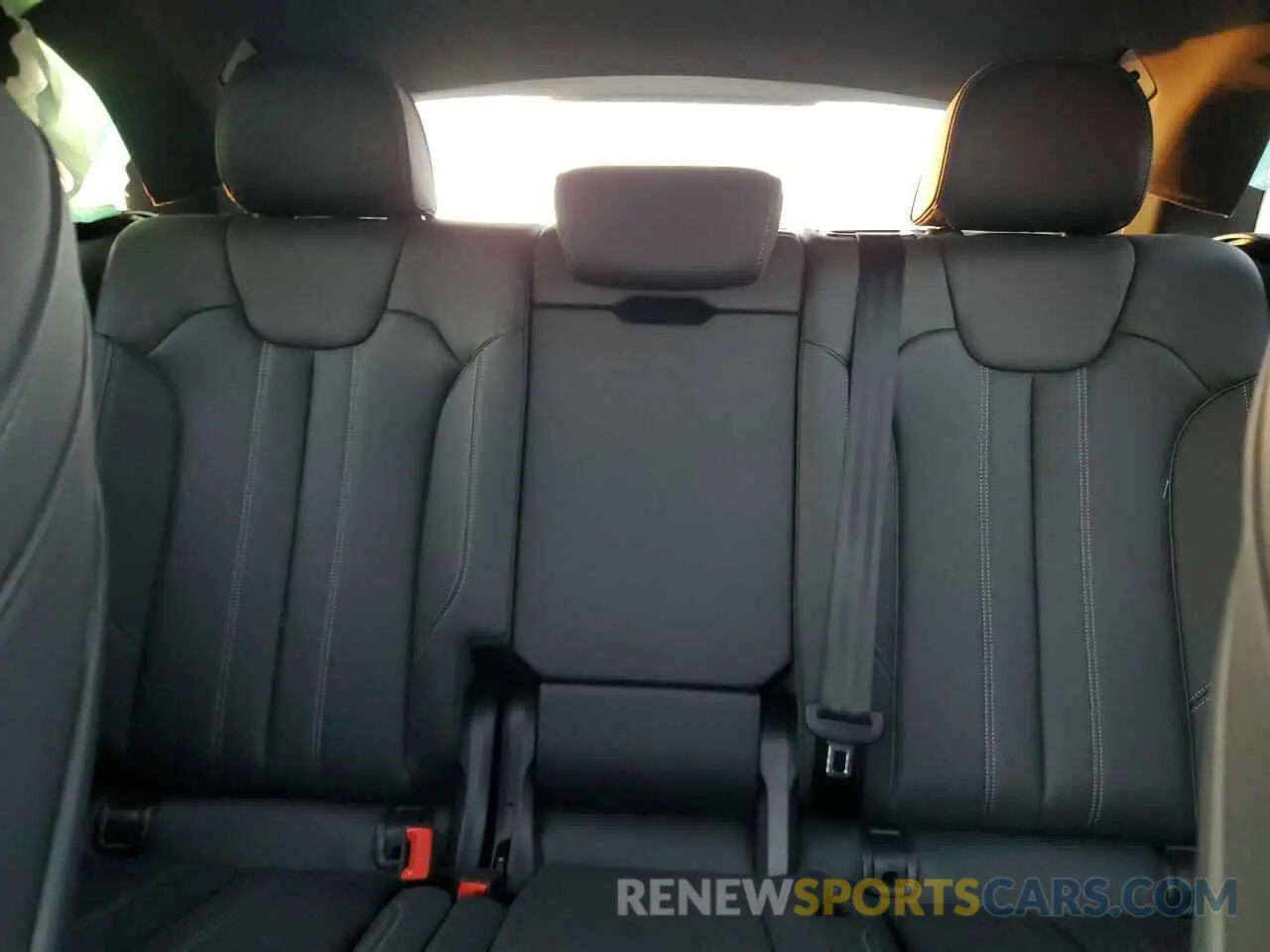 10 fotografías del automóvil dañado WA1B4BFY4M2096922 AUDI SQ5 2021