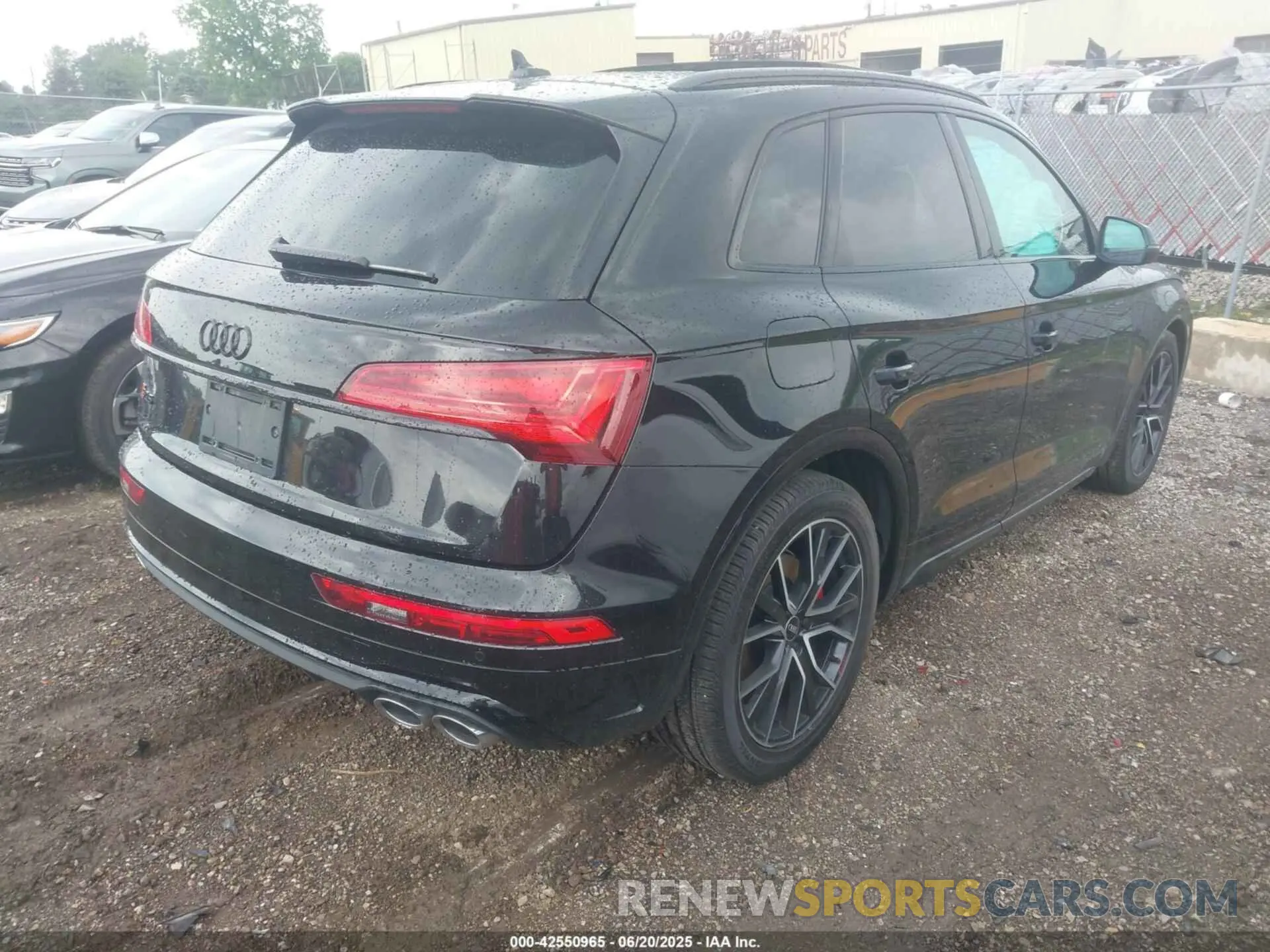 4 fotografías del automóvil dañado WA1B4AFY7N2030411 AUDI SQ5 2022