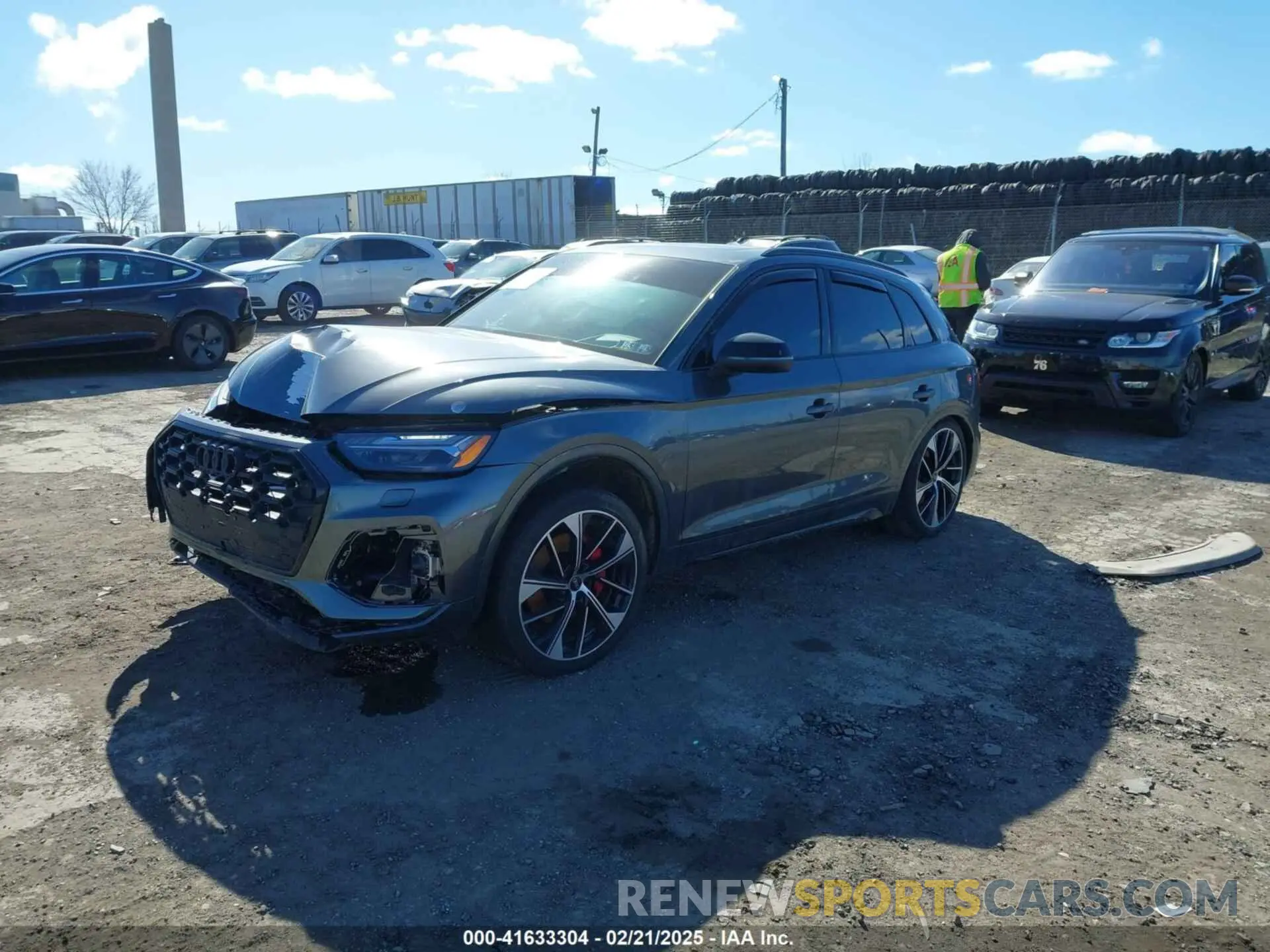 2 fotografías del automóvil dañado WA1C4AFY3N2033696 AUDI SQ5 2022