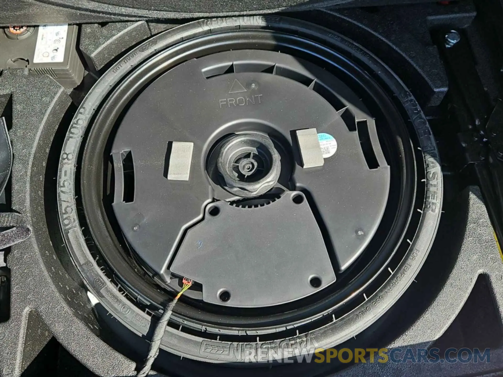 17 fotografías del automóvil dañado WA134BFY3P2033254 AUDI SQ5 2023