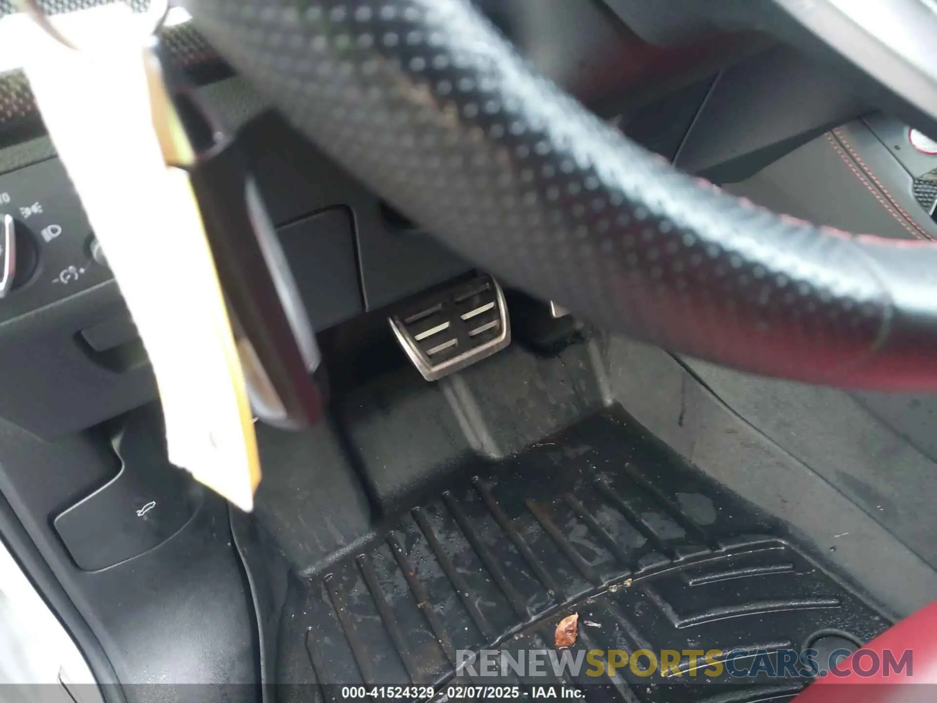 11 fotografías del automóvil dañado WA1B4AFY0P2020628 AUDI SQ5 2023
