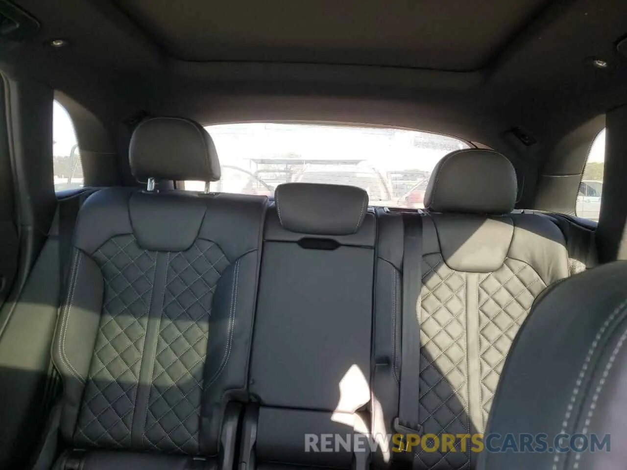 10 fotografías del automóvil dañado WA1B4AFY1P2026504 AUDI SQ5 2023