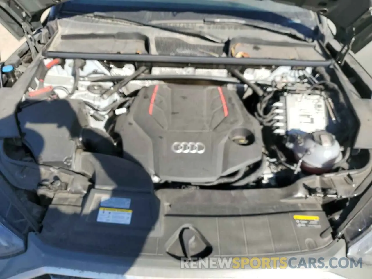 12 fotografías del automóvil dañado WA1B4AFY1P2026504 AUDI SQ5 2023