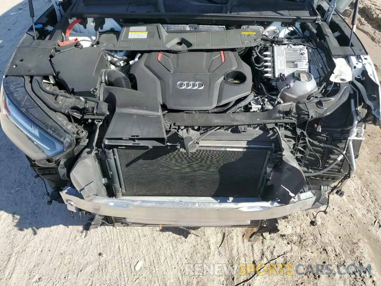 12 fotografías del automóvil dañado WA1B4AFY6P2032069 AUDI SQ5 2023