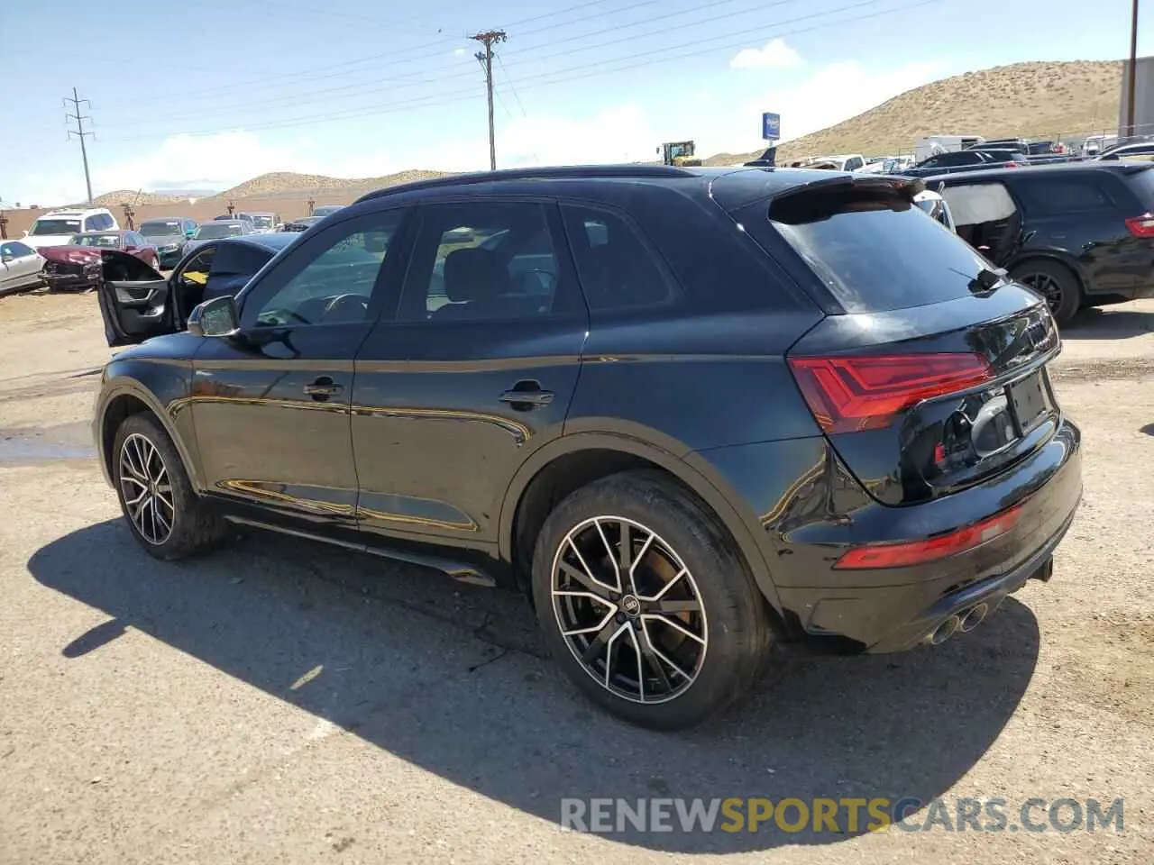 2 fotografías del automóvil dañado WA1B4AFY9P2079953 AUDI SQ5 2023