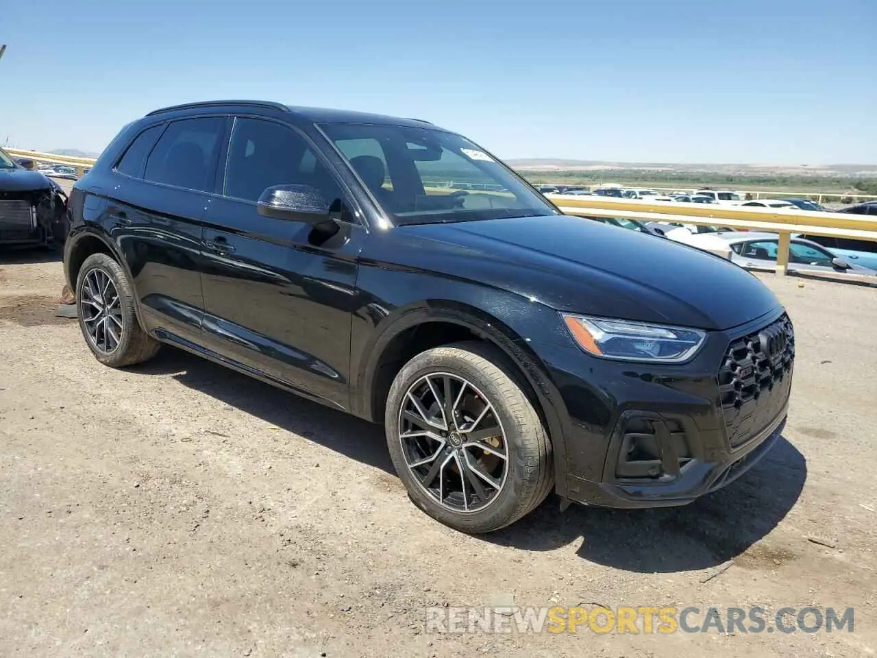 4 fotografías del automóvil dañado WA1B4AFY9P2079953 AUDI SQ5 2023