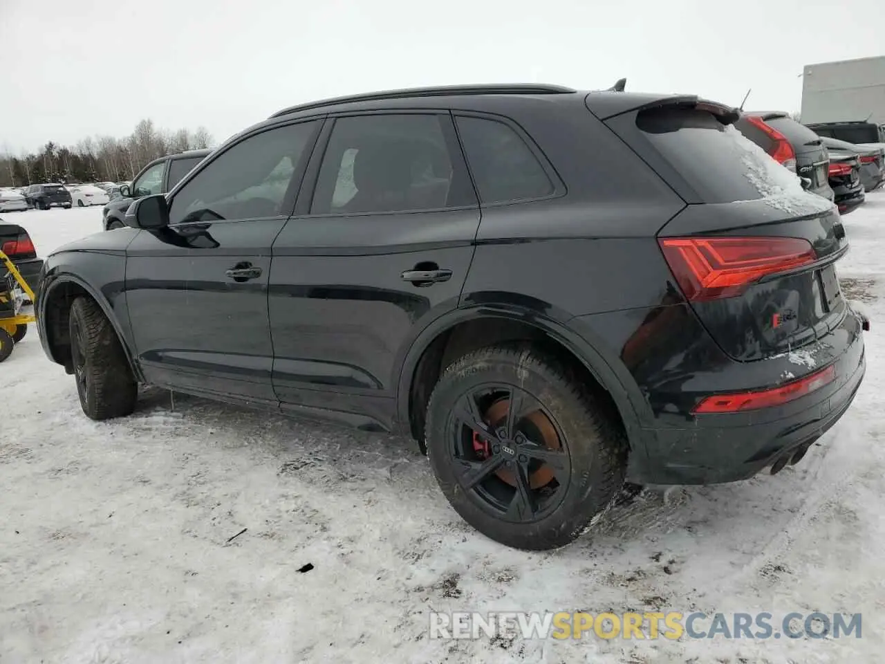 2 fotografías del automóvil dañado WA1C4AFY7P2105468 AUDI SQ5 2023