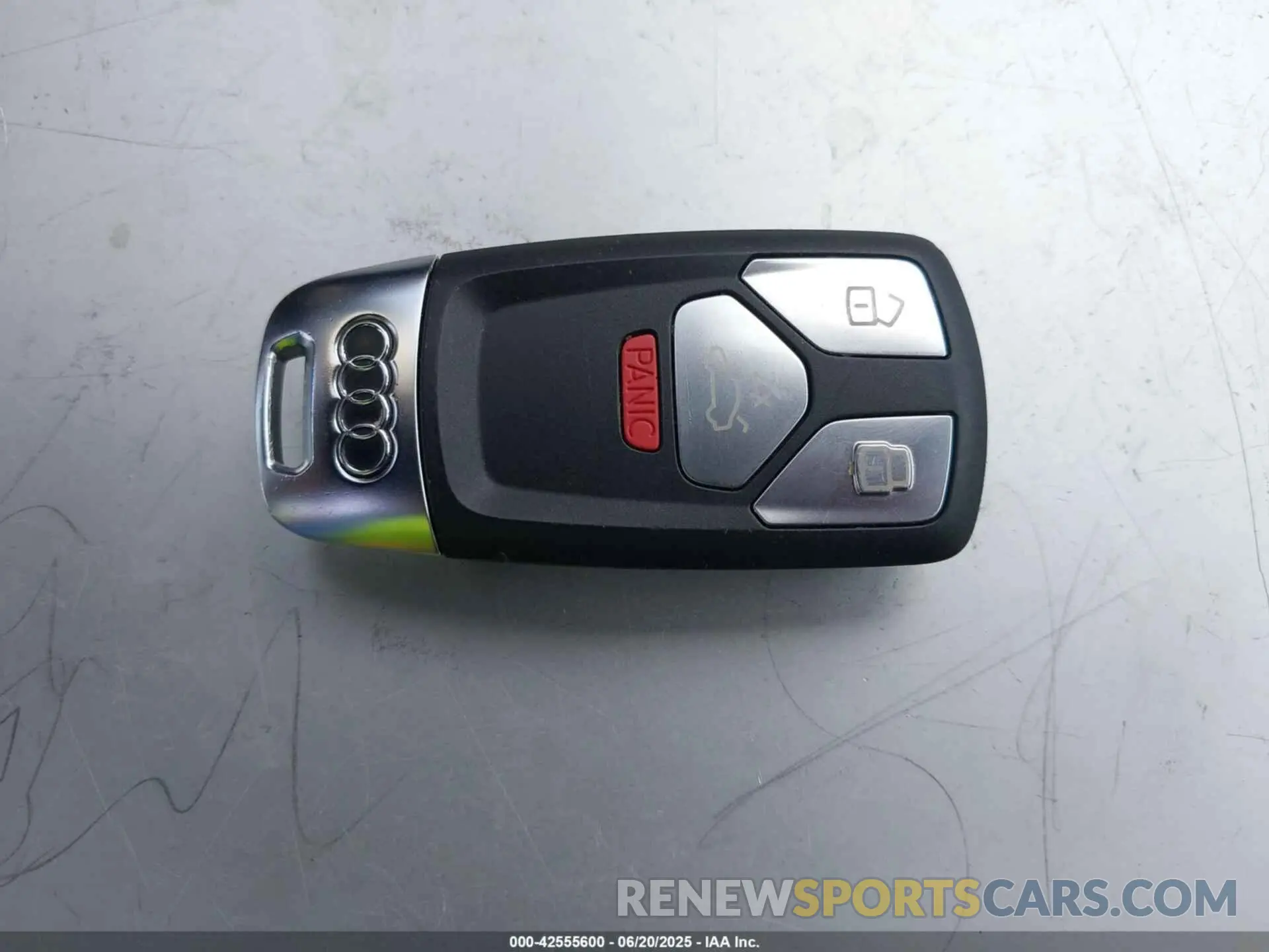 11 fotografías del automóvil dañado WA1B4AFY0R2036623 AUDI SQ5 2024