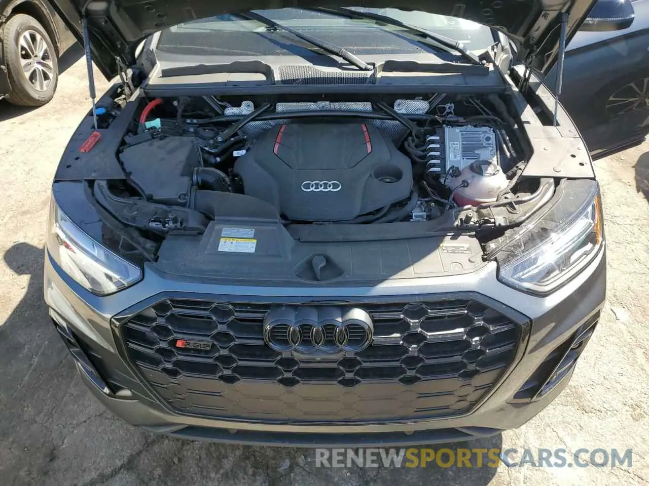 12 fotografías del automóvil dañado WA1B4AFY1R2035223 AUDI SQ5 2024