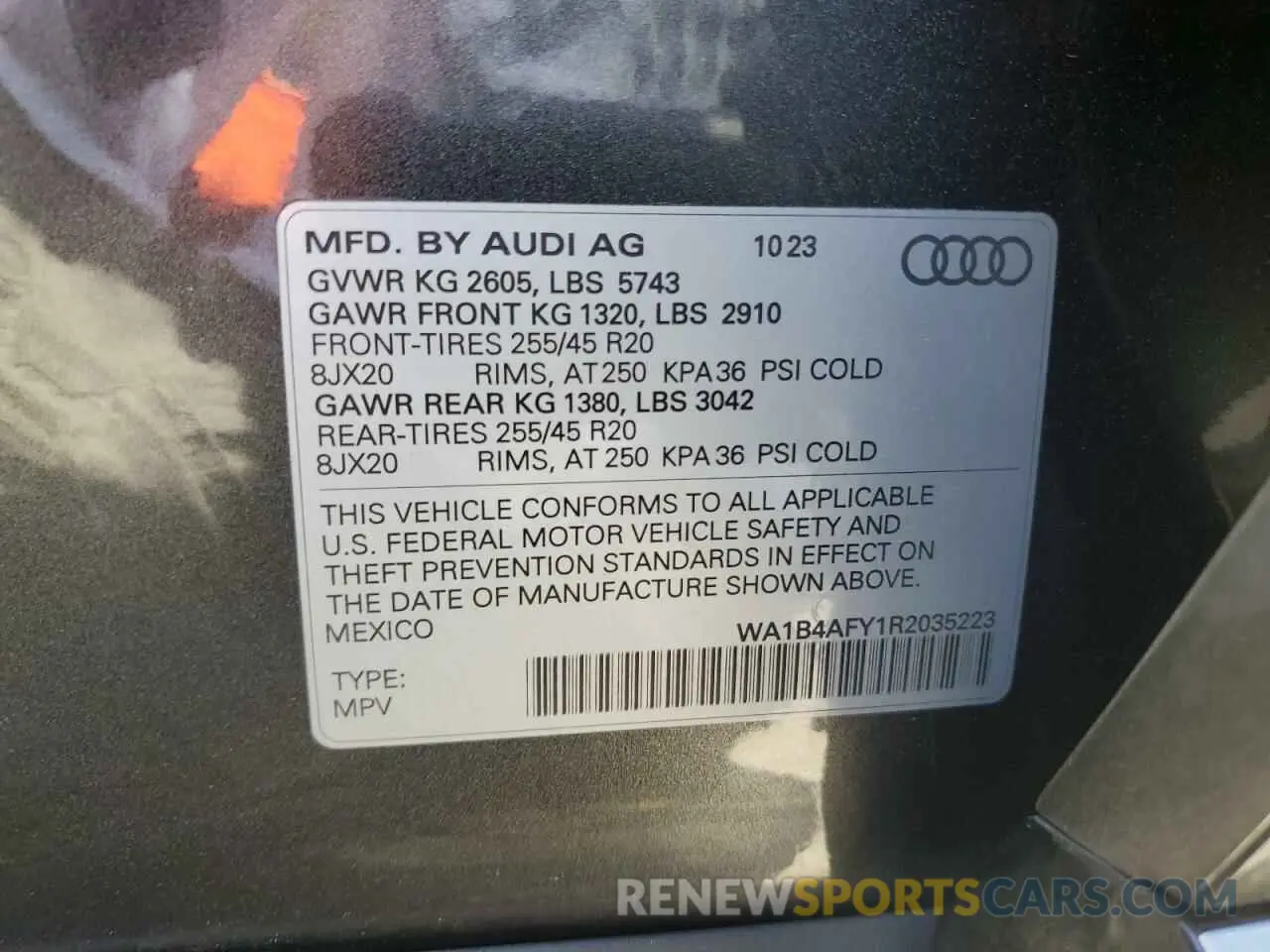 13 fotografías del automóvil dañado WA1B4AFY1R2035223 AUDI SQ5 2024