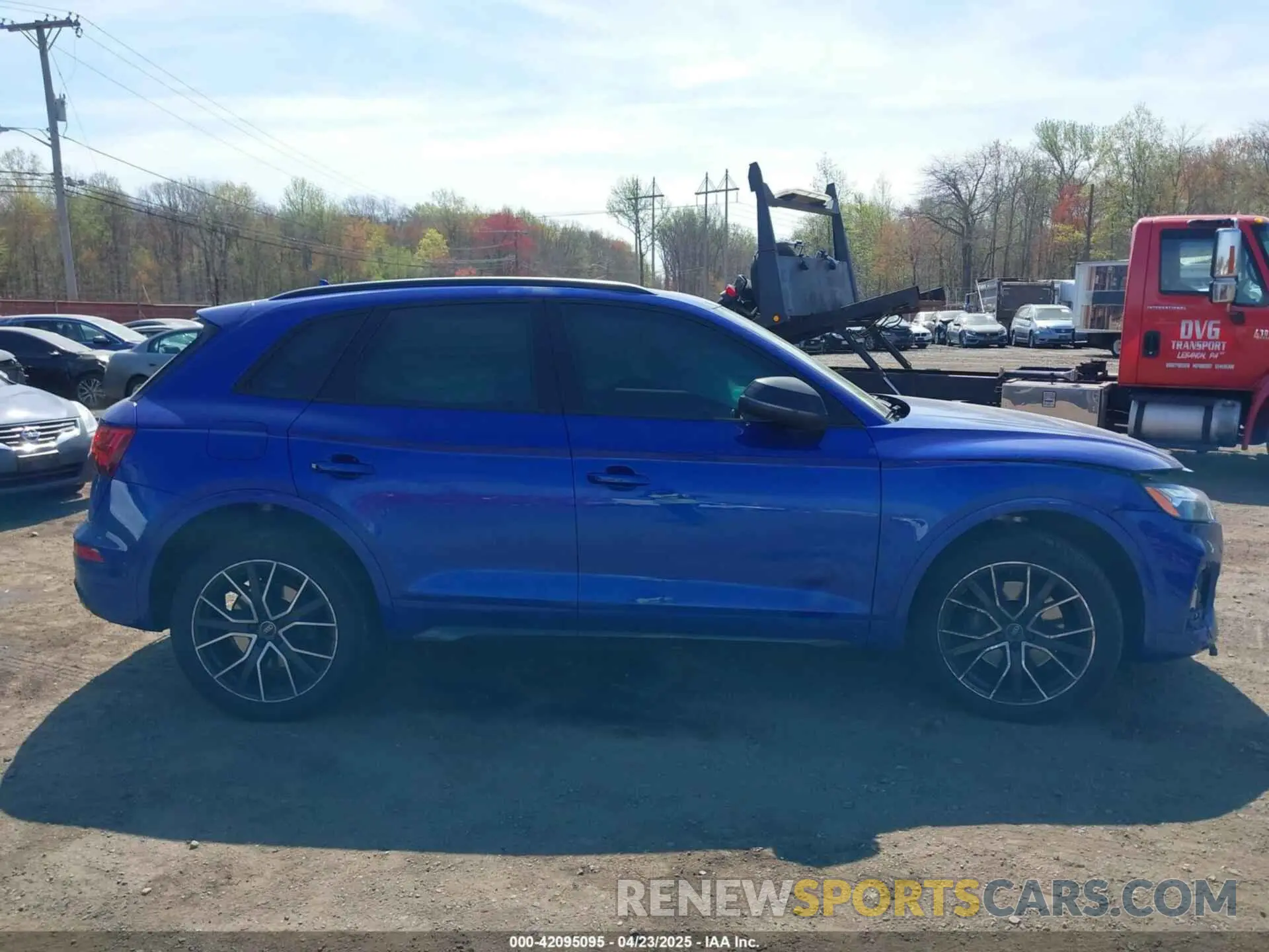 13 fotografías del automóvil dañado WA1B4AFY2R2108129 AUDI SQ5 2024