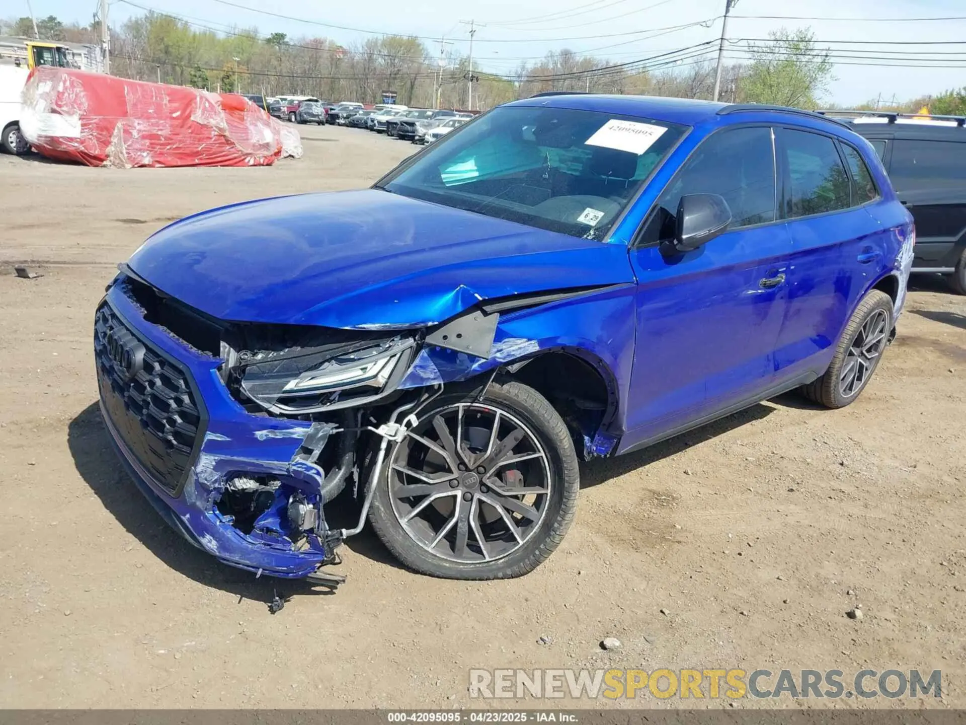 2 fotografías del automóvil dañado WA1B4AFY2R2108129 AUDI SQ5 2024