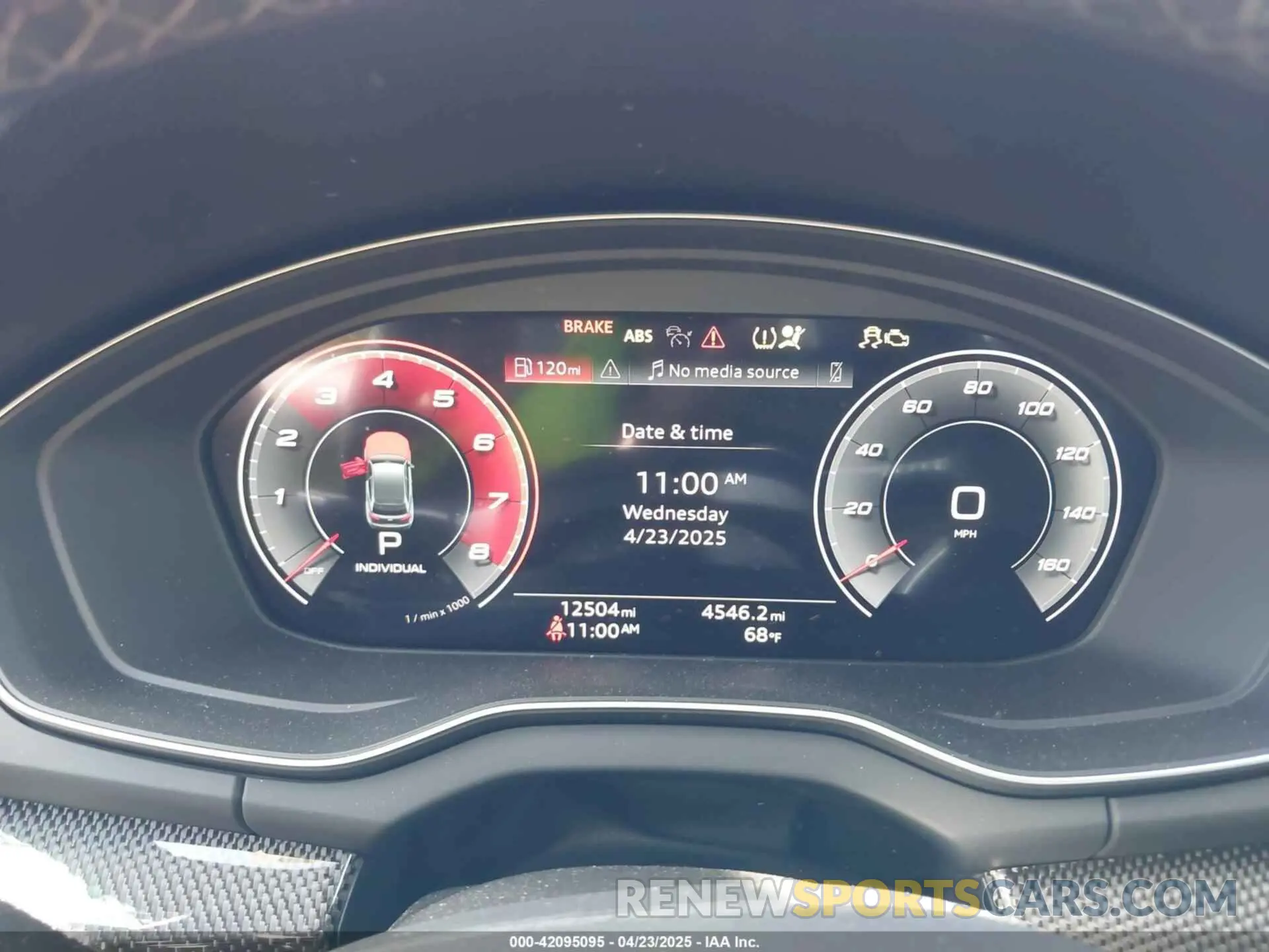 7 fotografías del automóvil dañado WA1B4AFY2R2108129 AUDI SQ5 2024