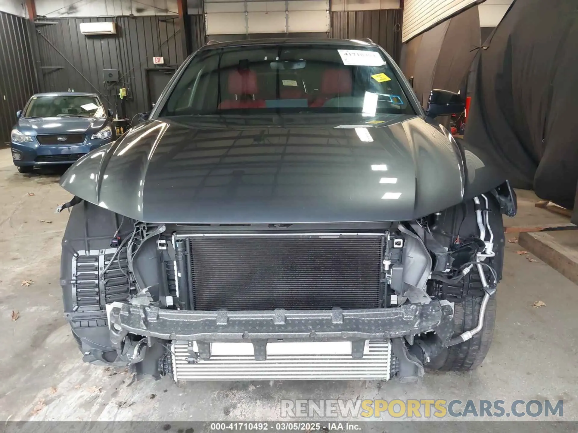 13 fotografías del automóvil dañado WA1B4AFY5R2063431 AUDI SQ5 2024