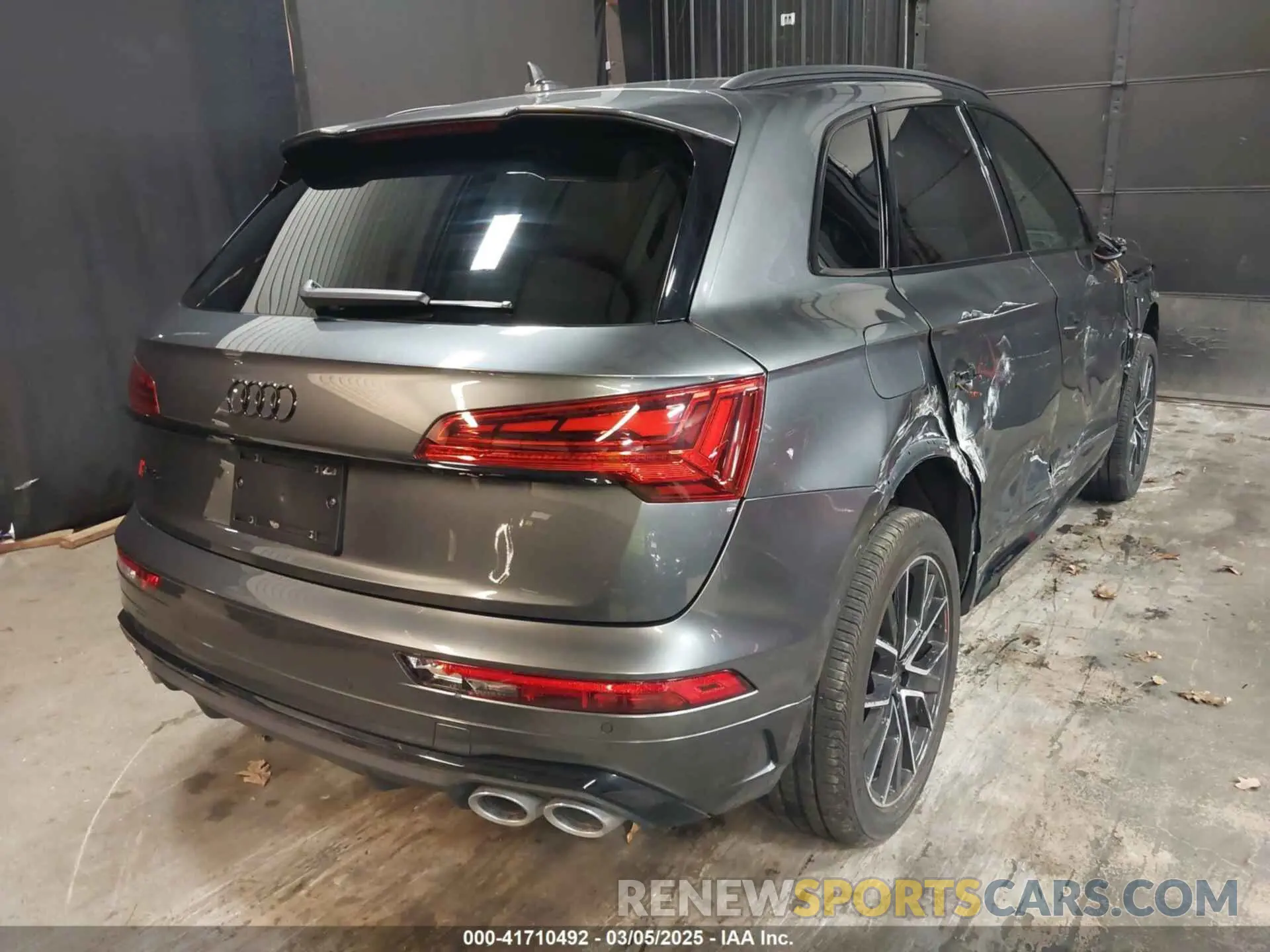 4 fotografías del automóvil dañado WA1B4AFY5R2063431 AUDI SQ5 2024