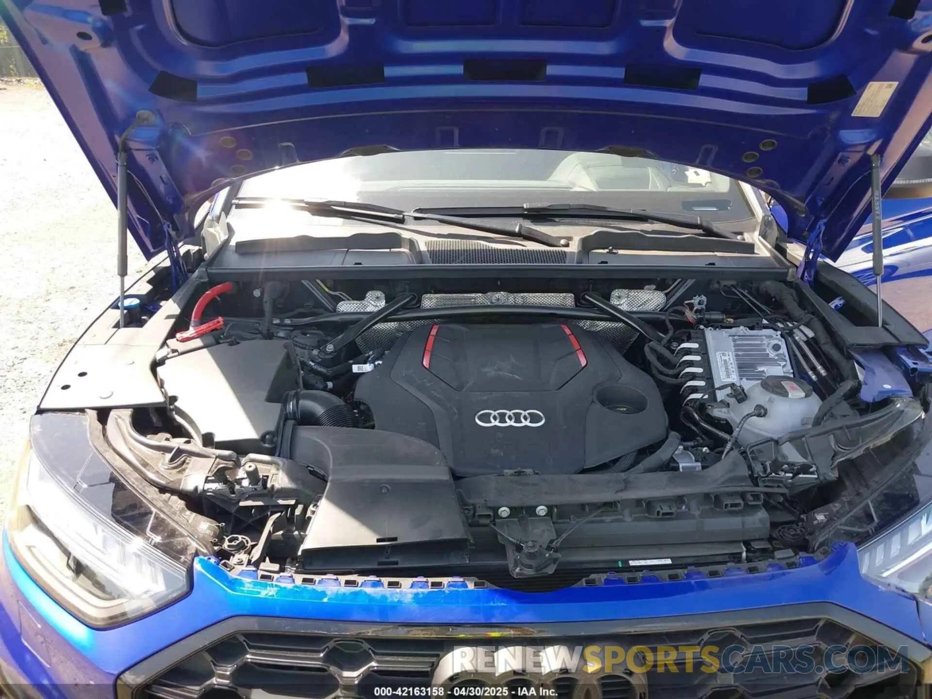 10 fotografías del automóvil dañado WA1C4AFY3R2074335 AUDI SQ5 2024