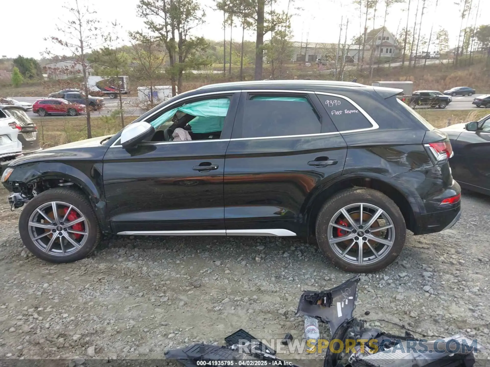 13 fotografías del automóvil dañado WA1B4AFY1S2023692 AUDI SQ5 2025